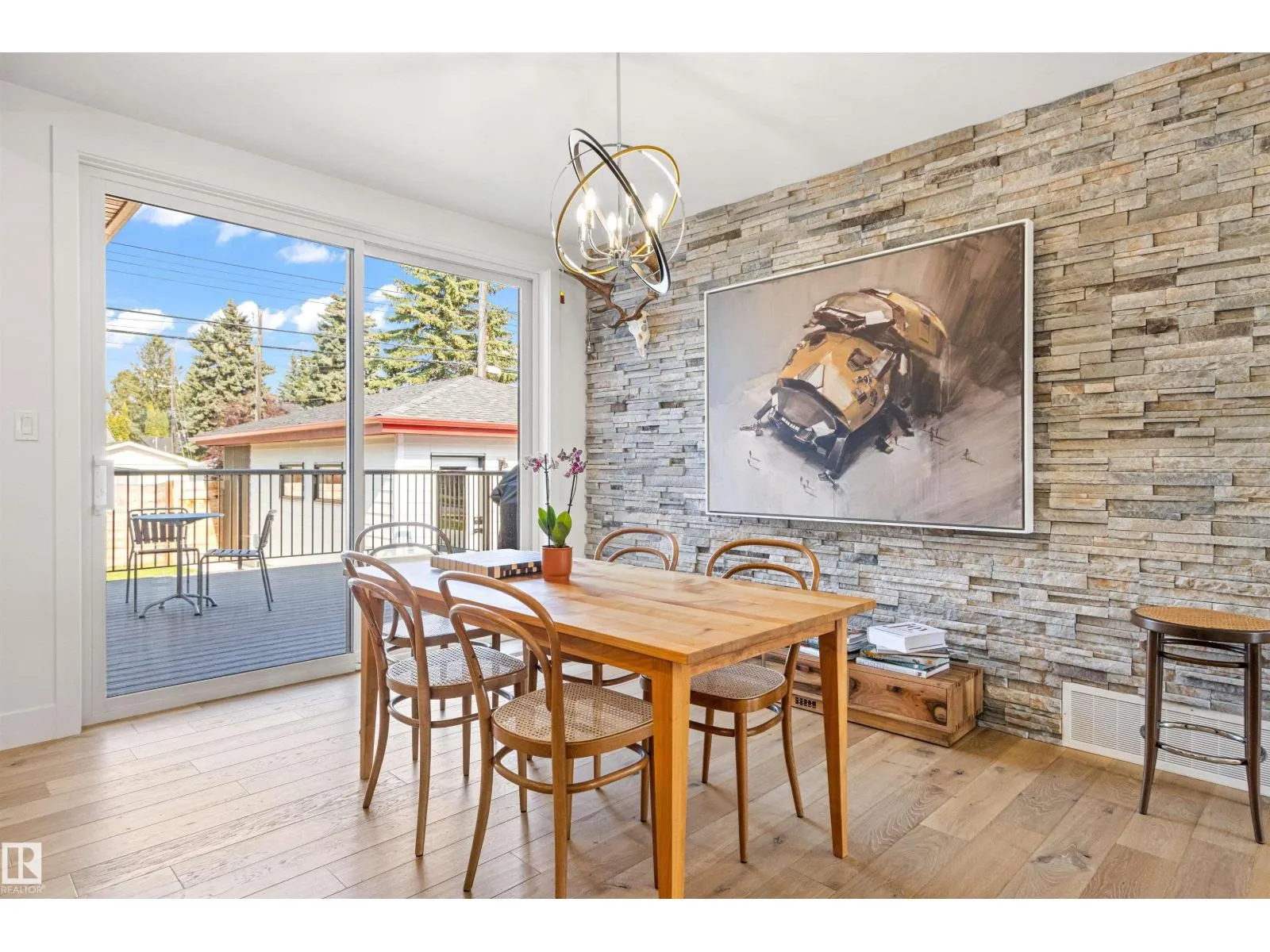 14412 80 AV NW NW
