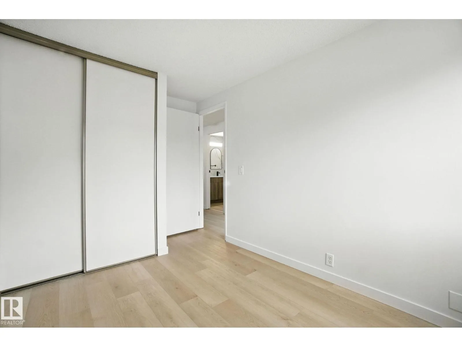 5412 146 AV NW