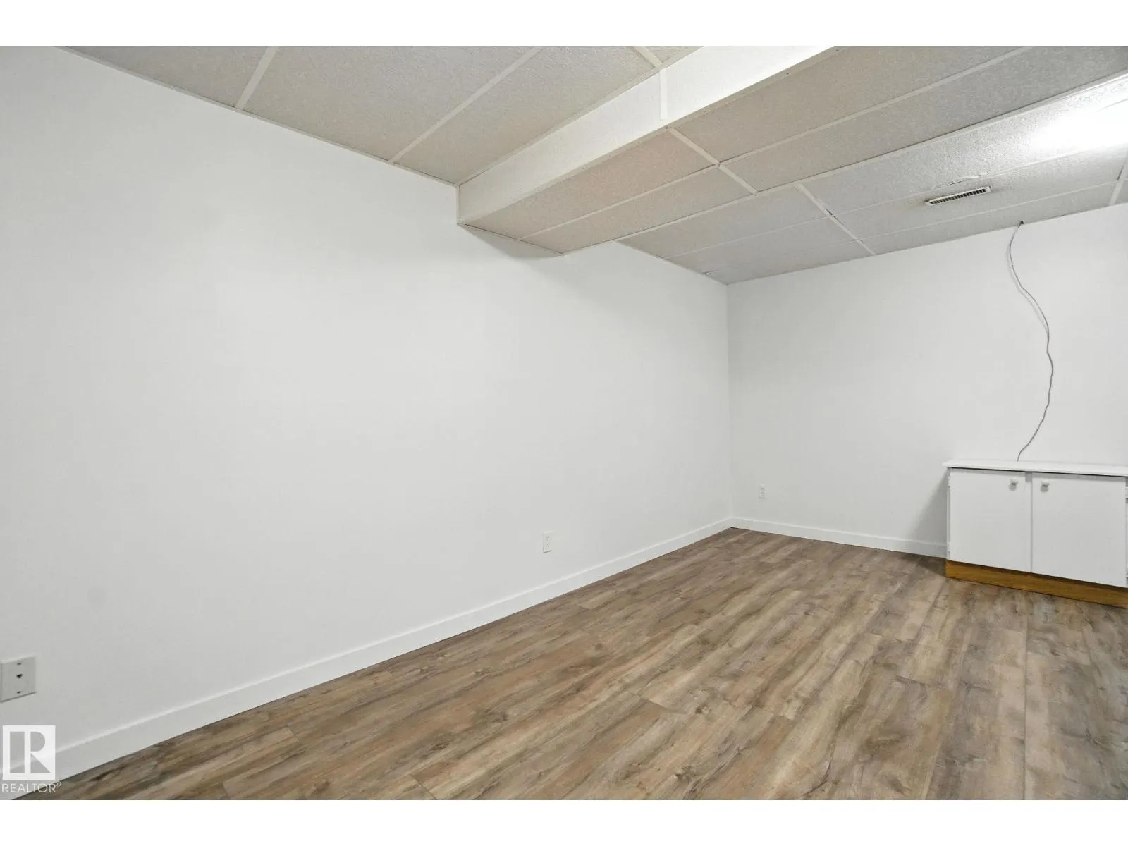 5412 146 AV NW