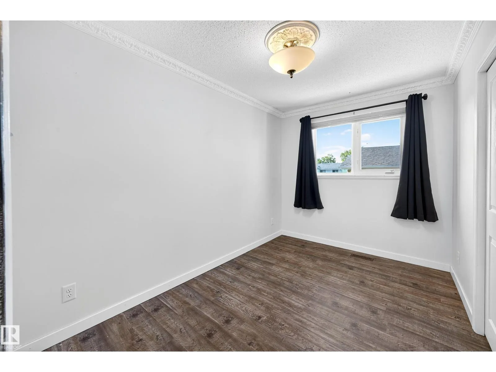 116 CORINTHIA DR