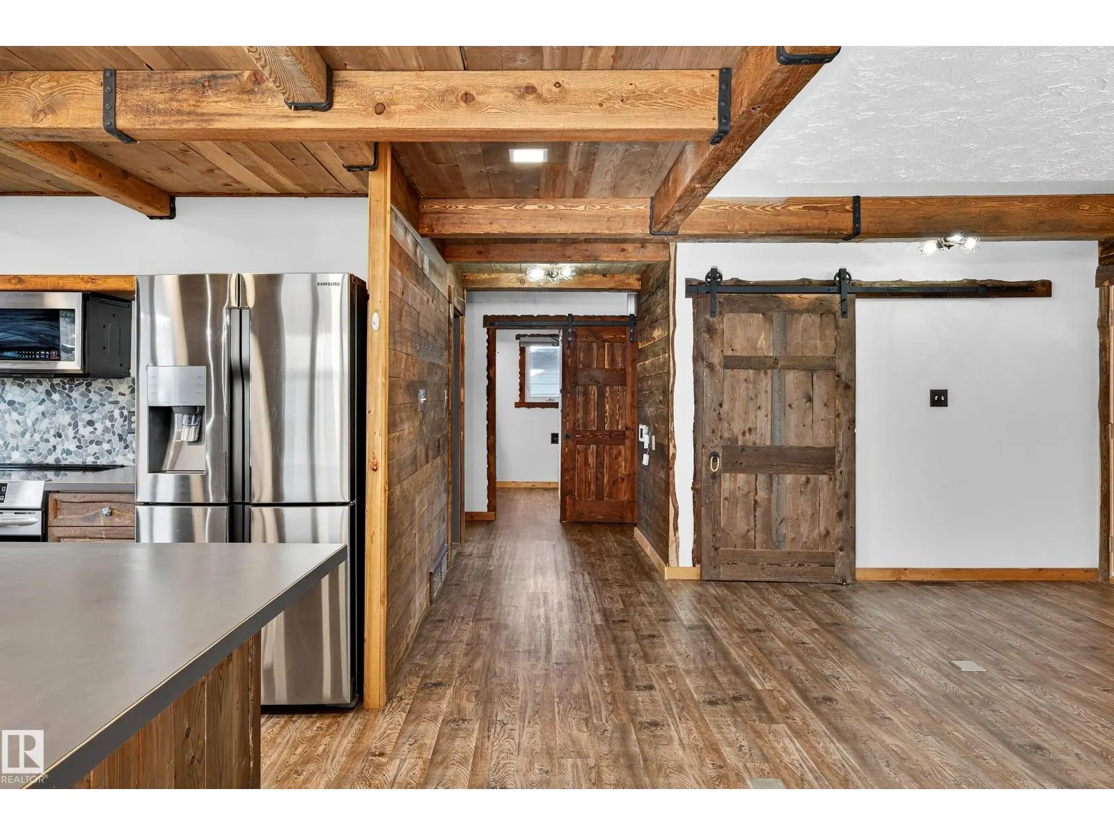 116 CORINTHIA DR