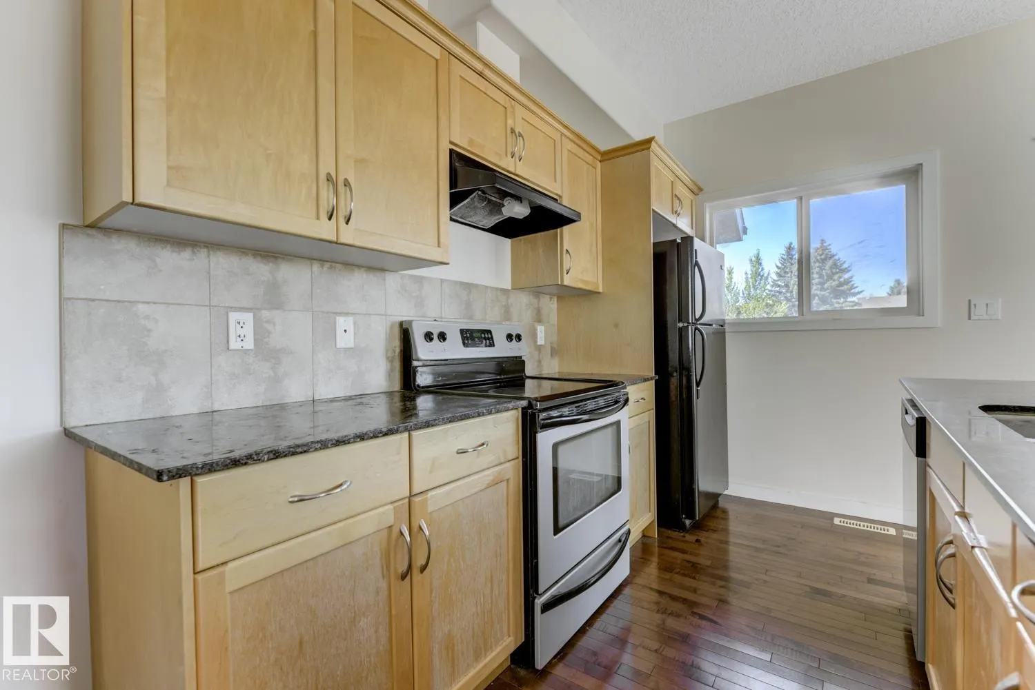 #35 13215 153 AV NW