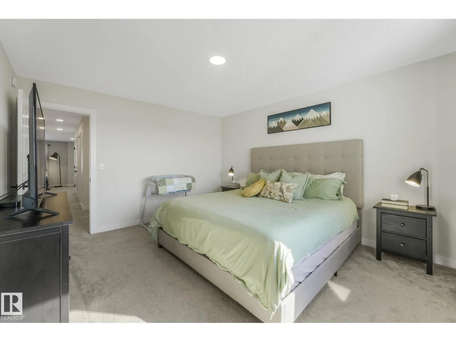 37 SPRINGBROOK WD