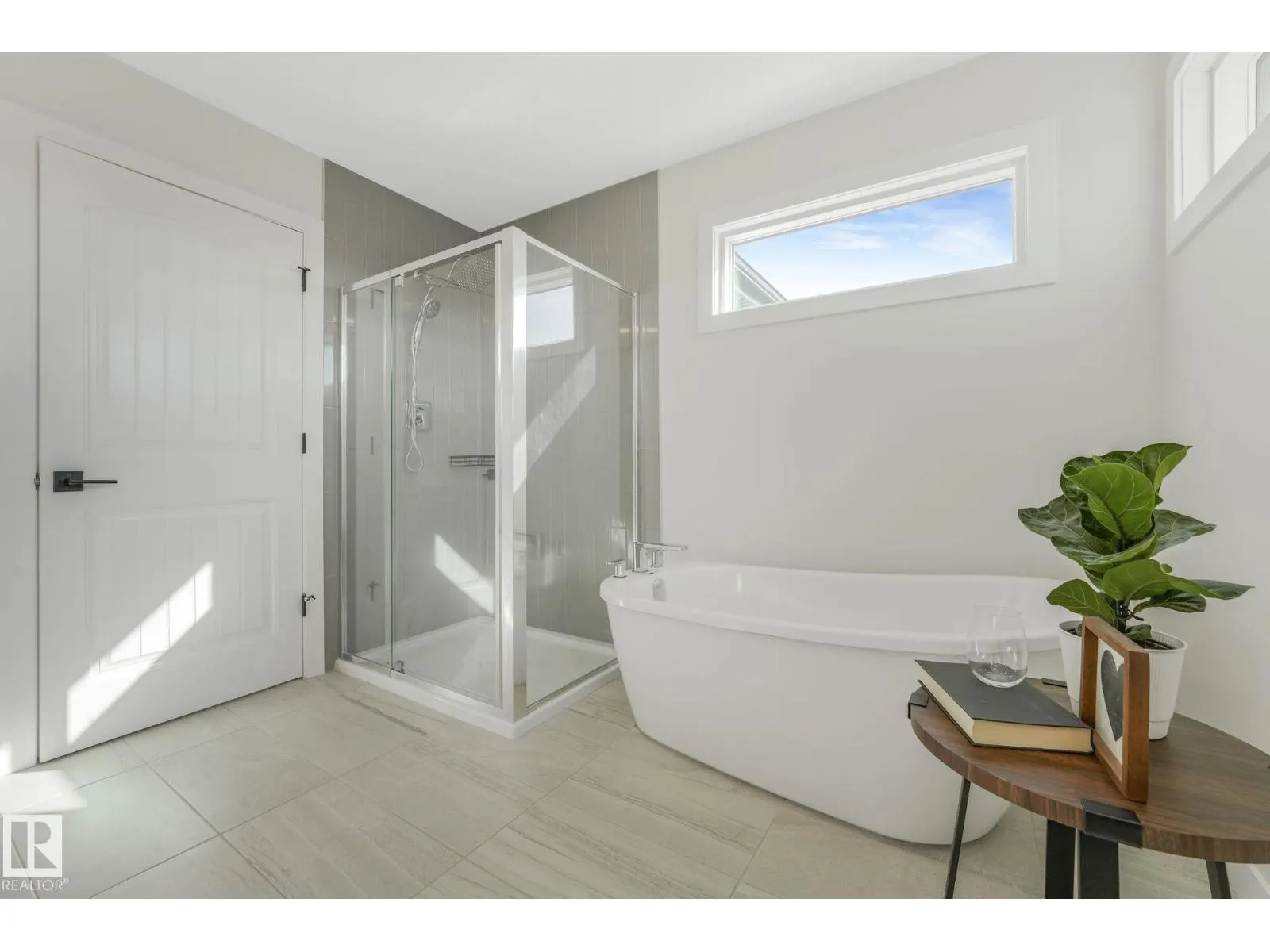 37 SPRINGBROOK WD