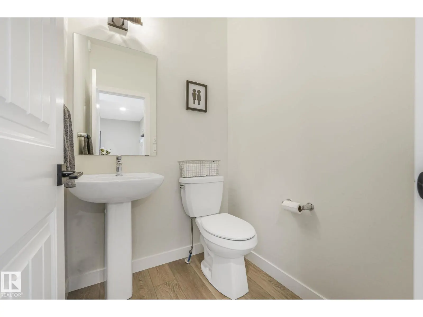 37 SPRINGBROOK WD