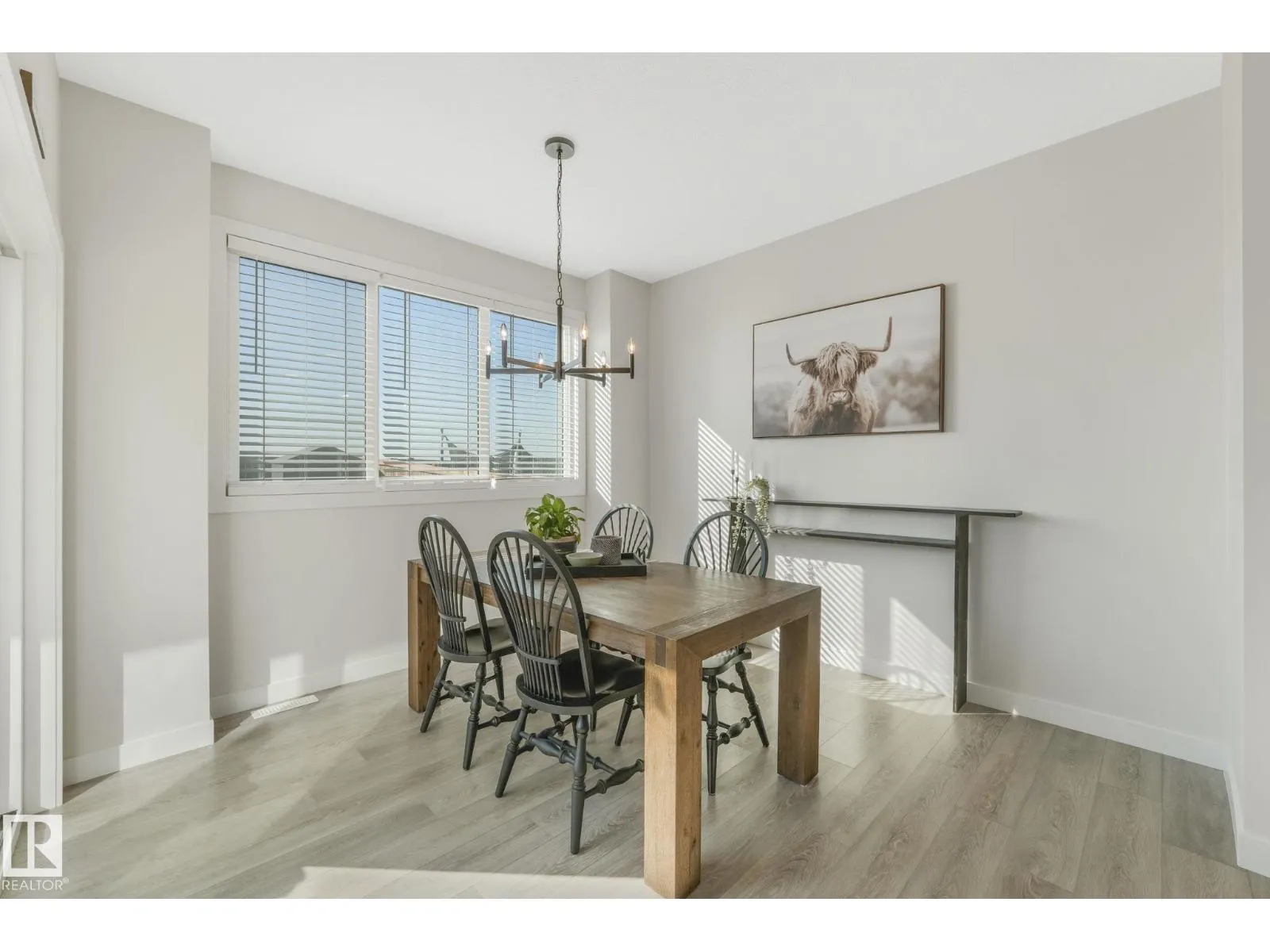 37 SPRINGBROOK WD