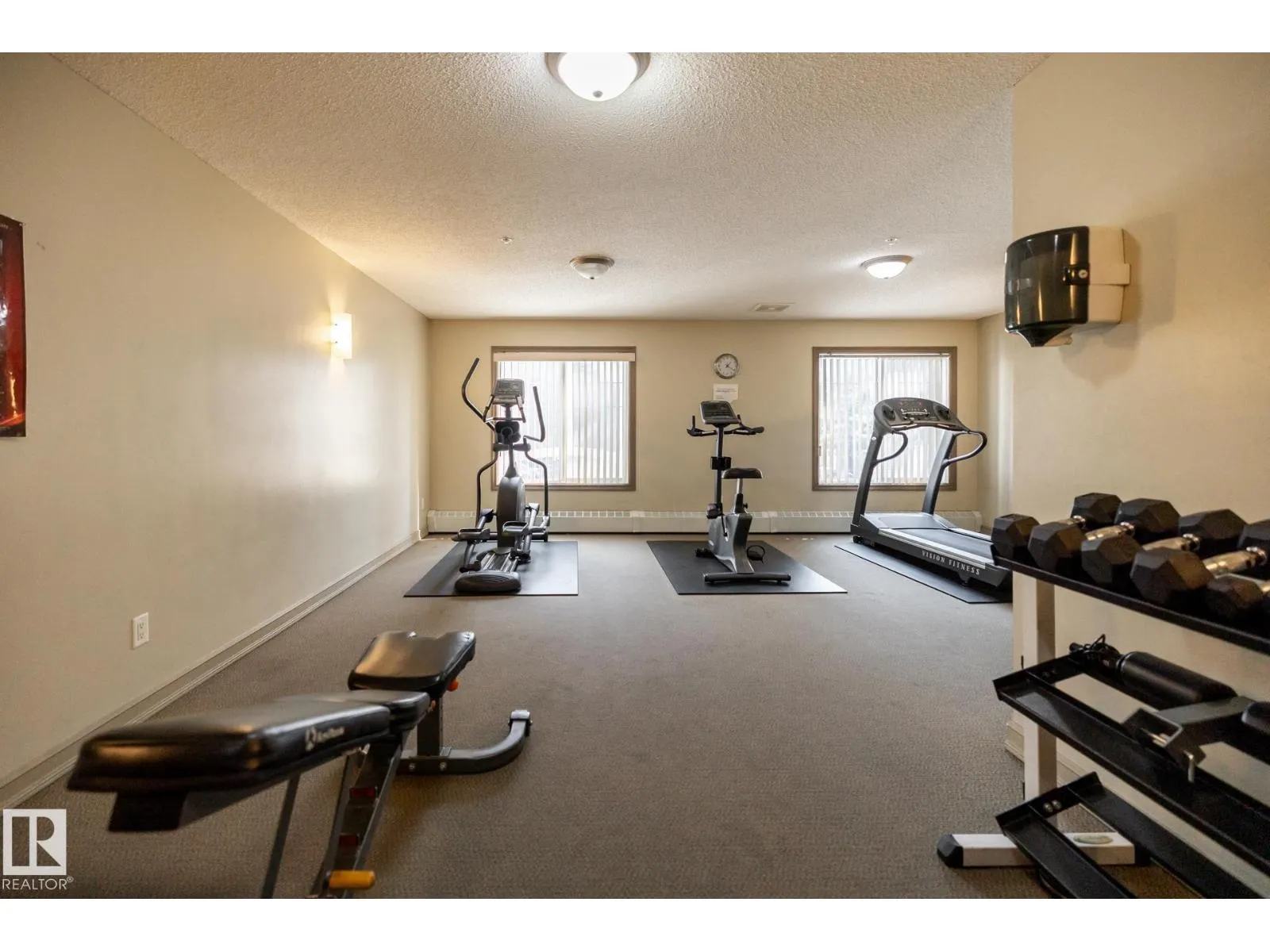 #201 4407 23 ST NW