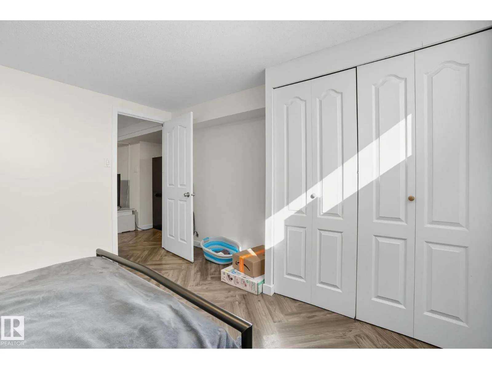11620 151 AV NW