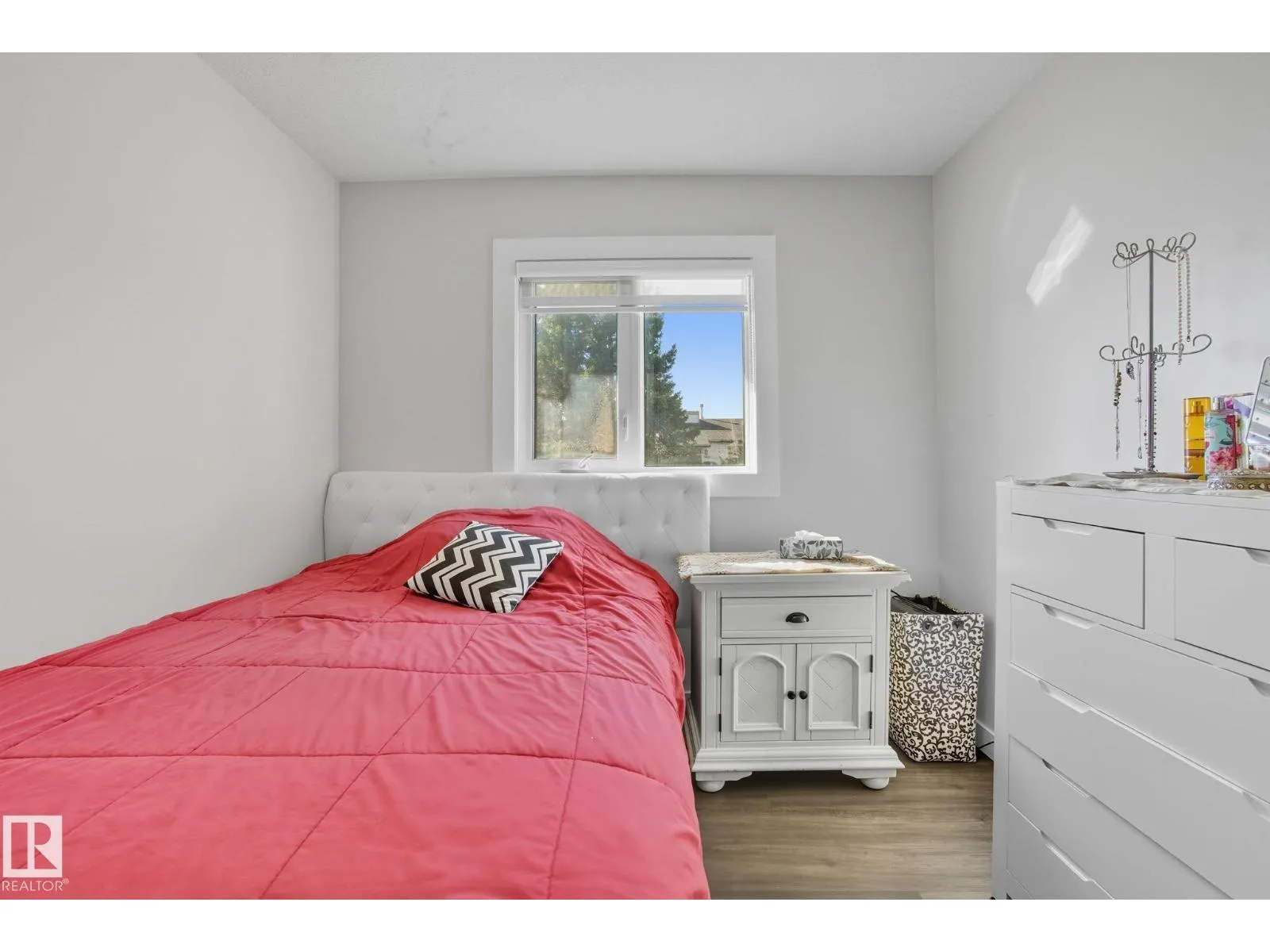 11620 151 AV NW