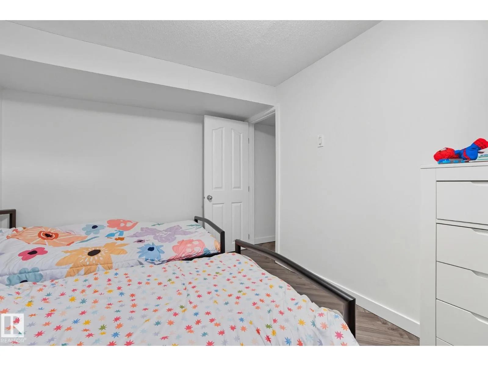 11620 151 AV NW
