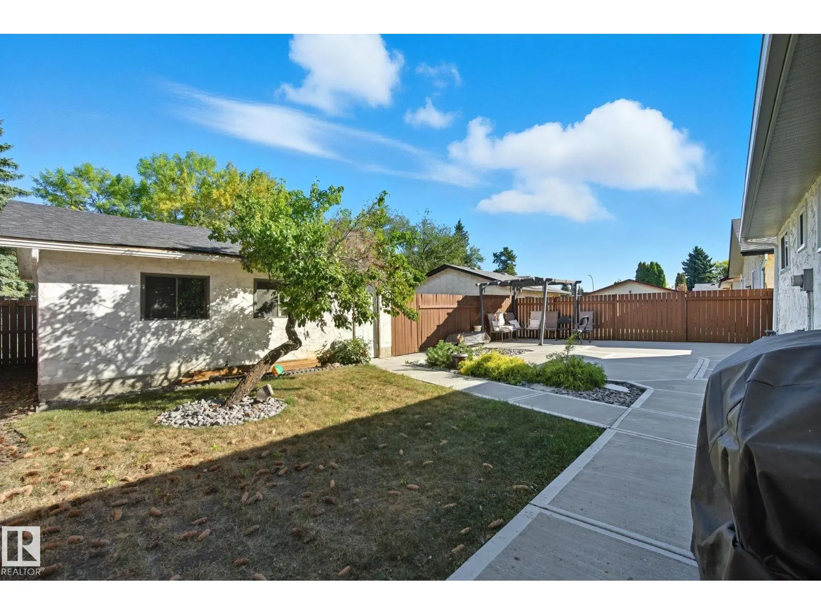 11620 151 AV NW