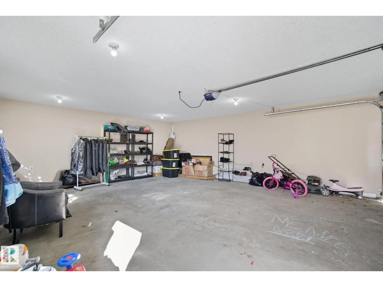 11620 151 AV NW