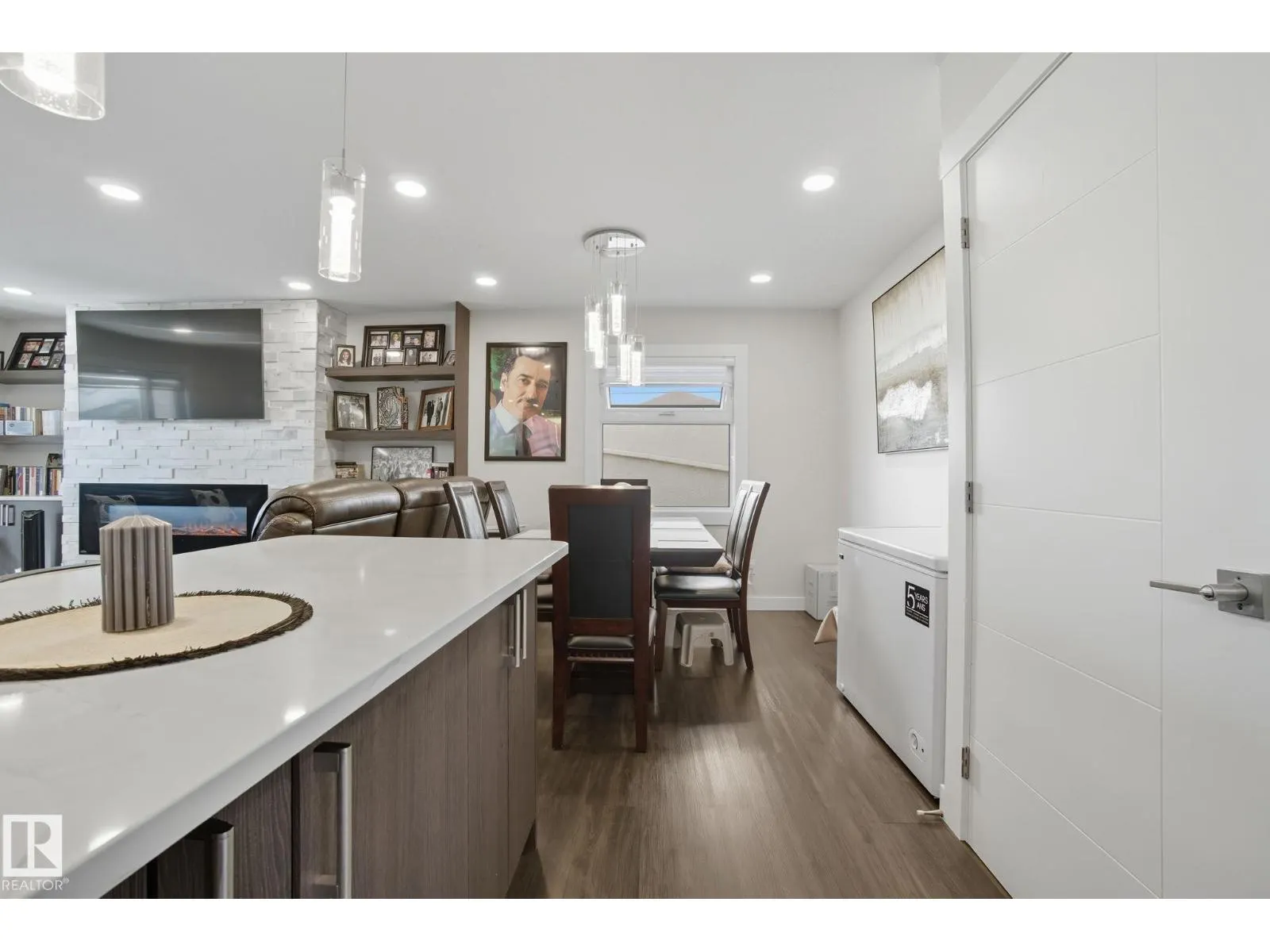 11620 151 AV NW