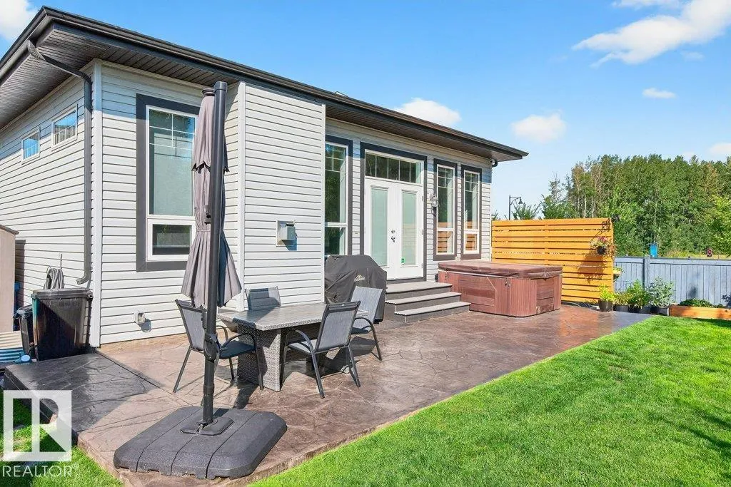 8220 GOURLAY CL NW