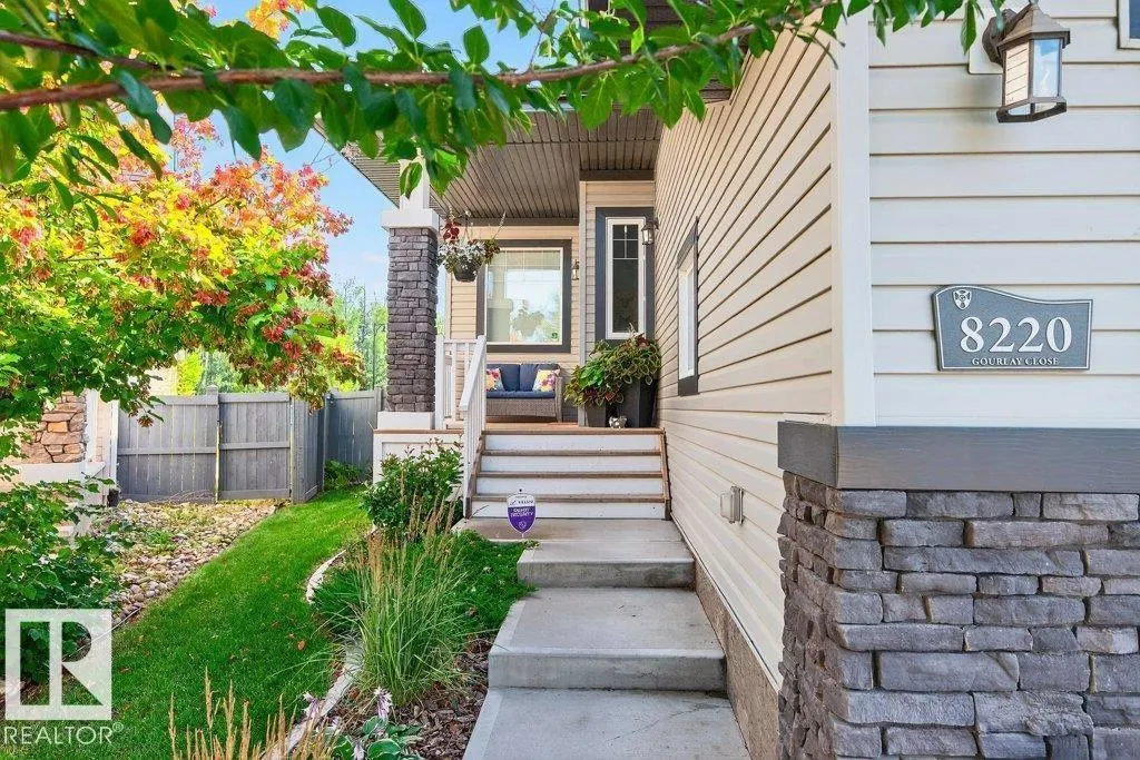 8220 GOURLAY CL NW