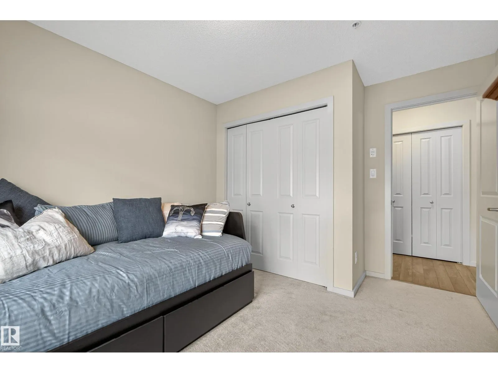 #133 390 WINDERMERE RD NW NW