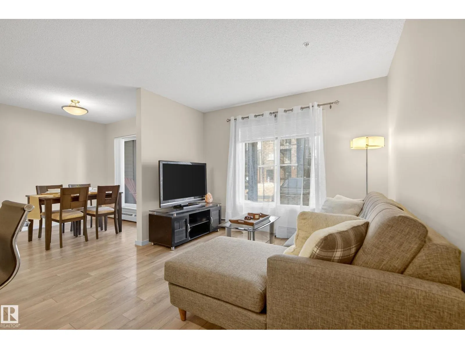 #133 390 WINDERMERE RD NW NW