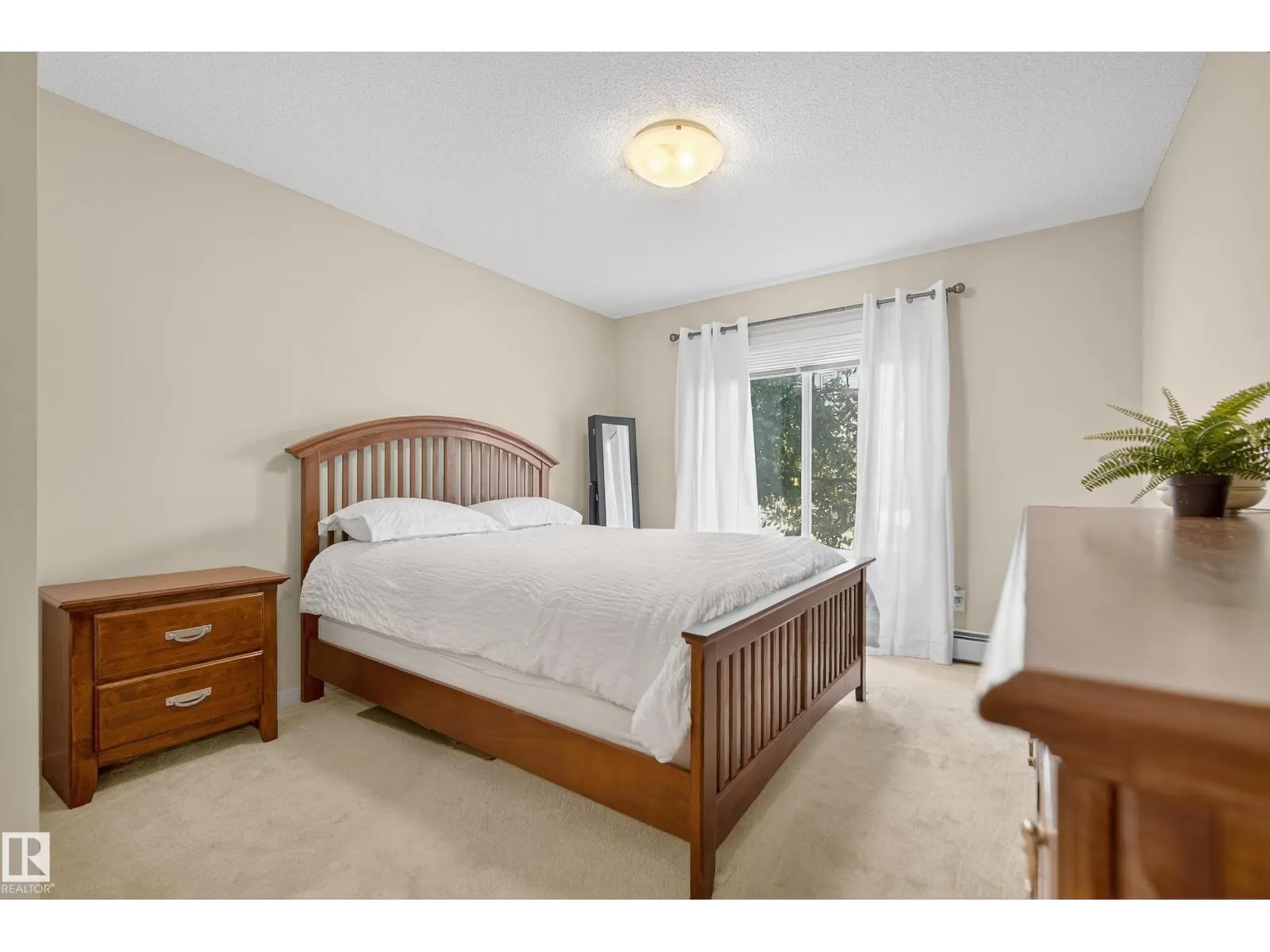 #133 390 WINDERMERE RD NW NW