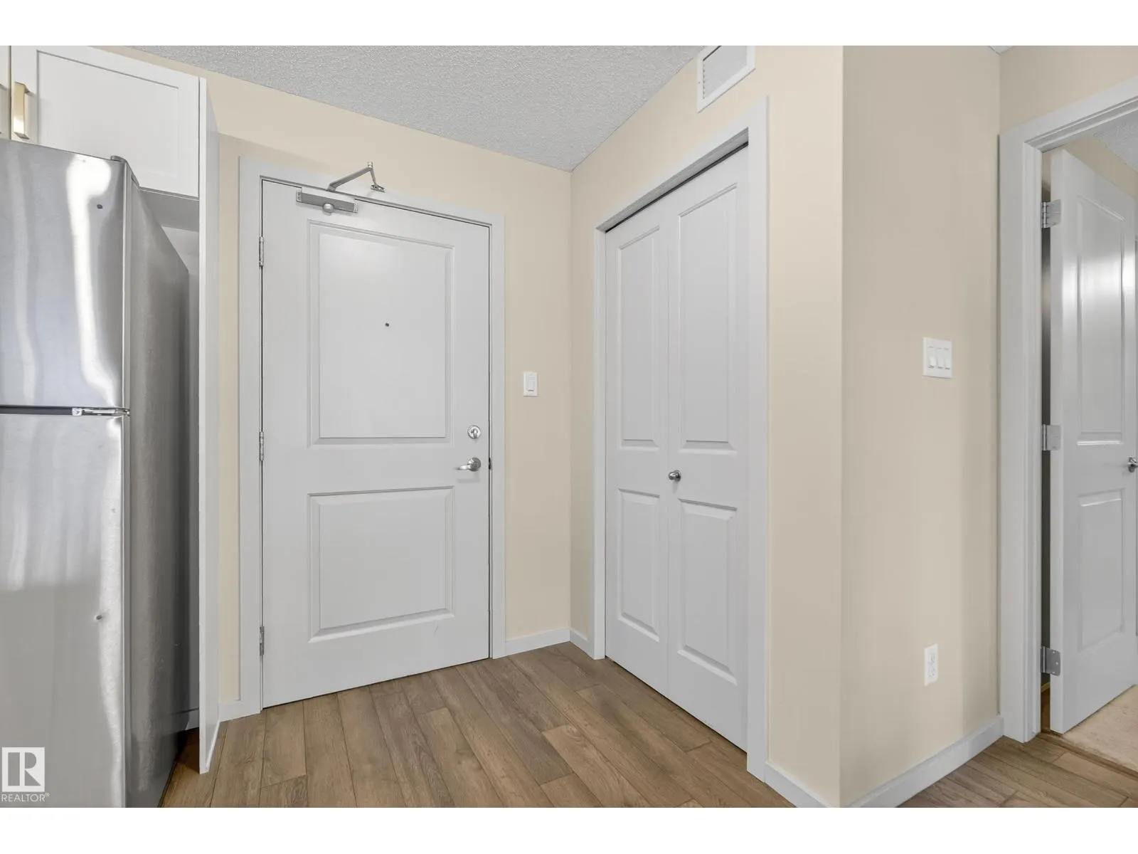 #133 390 WINDERMERE RD NW NW