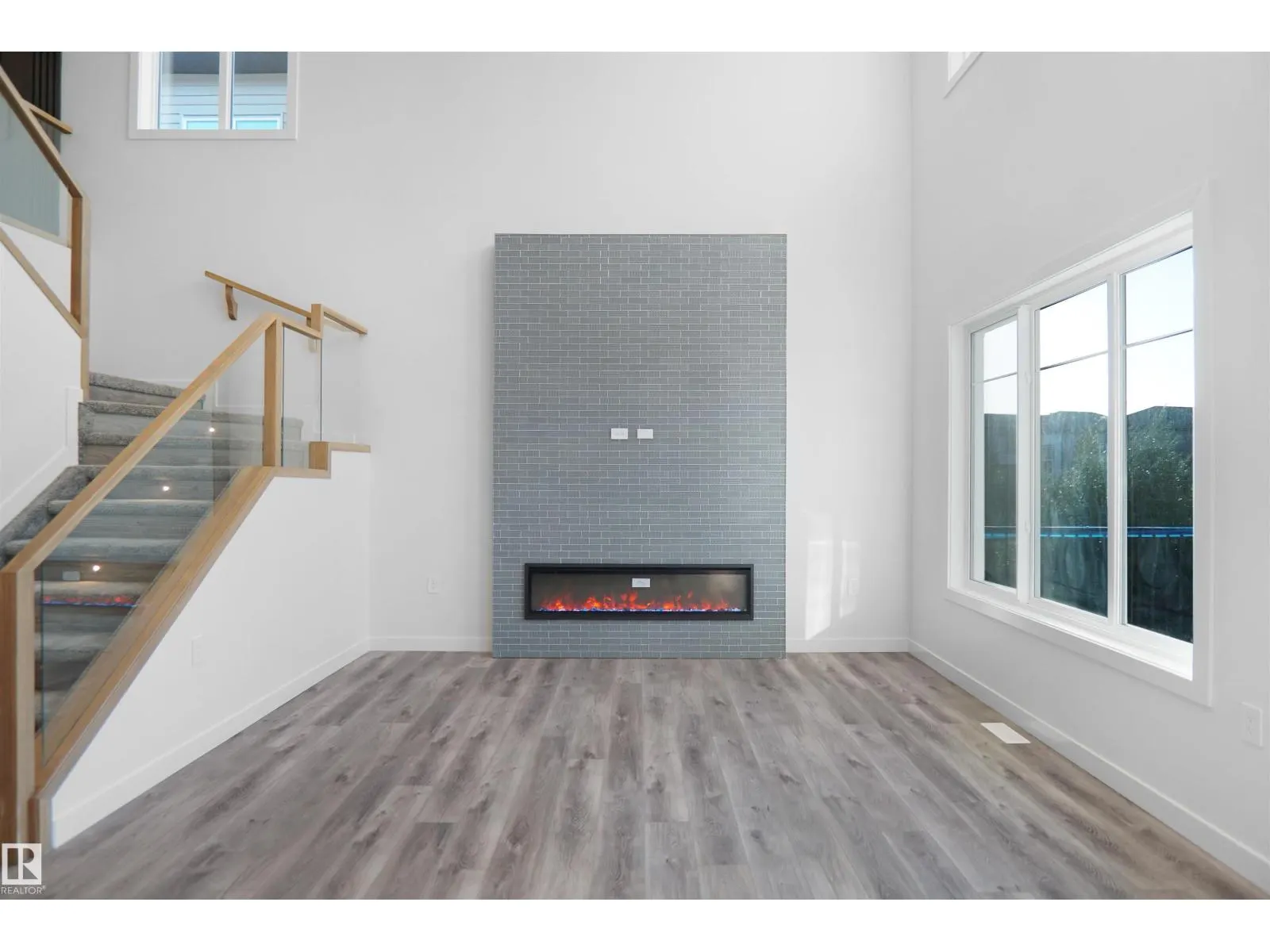 79 MEADOWGROVE LANE