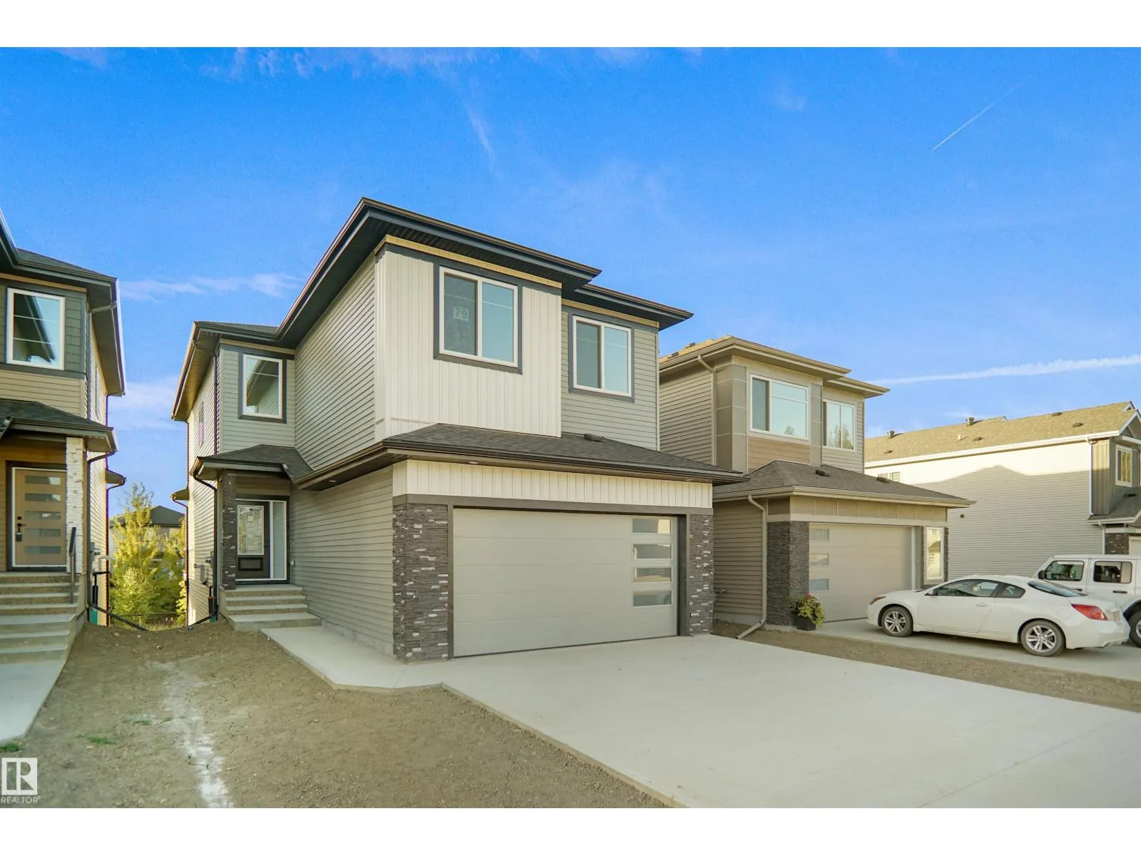 79 MEADOWGROVE LANE