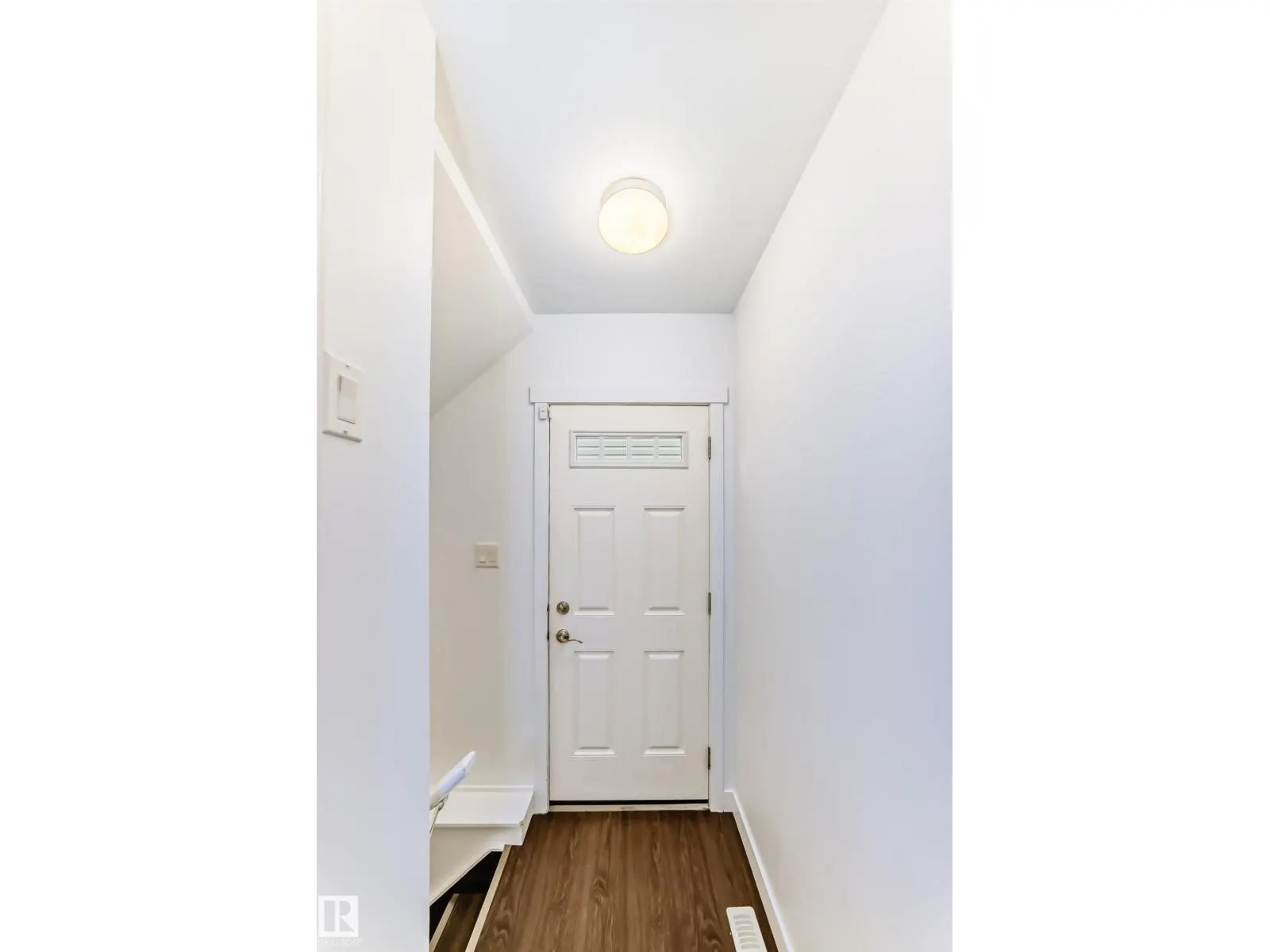 20725 99A AV NW