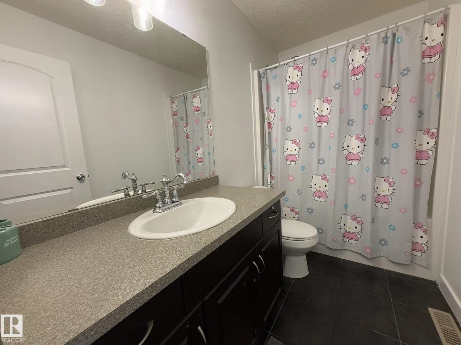 #13 14208 36 ST NW