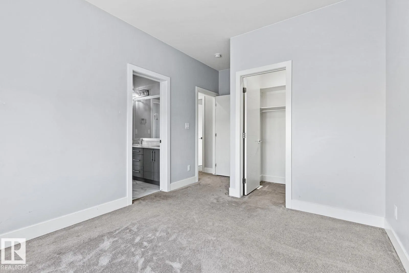 1432 25st NW
