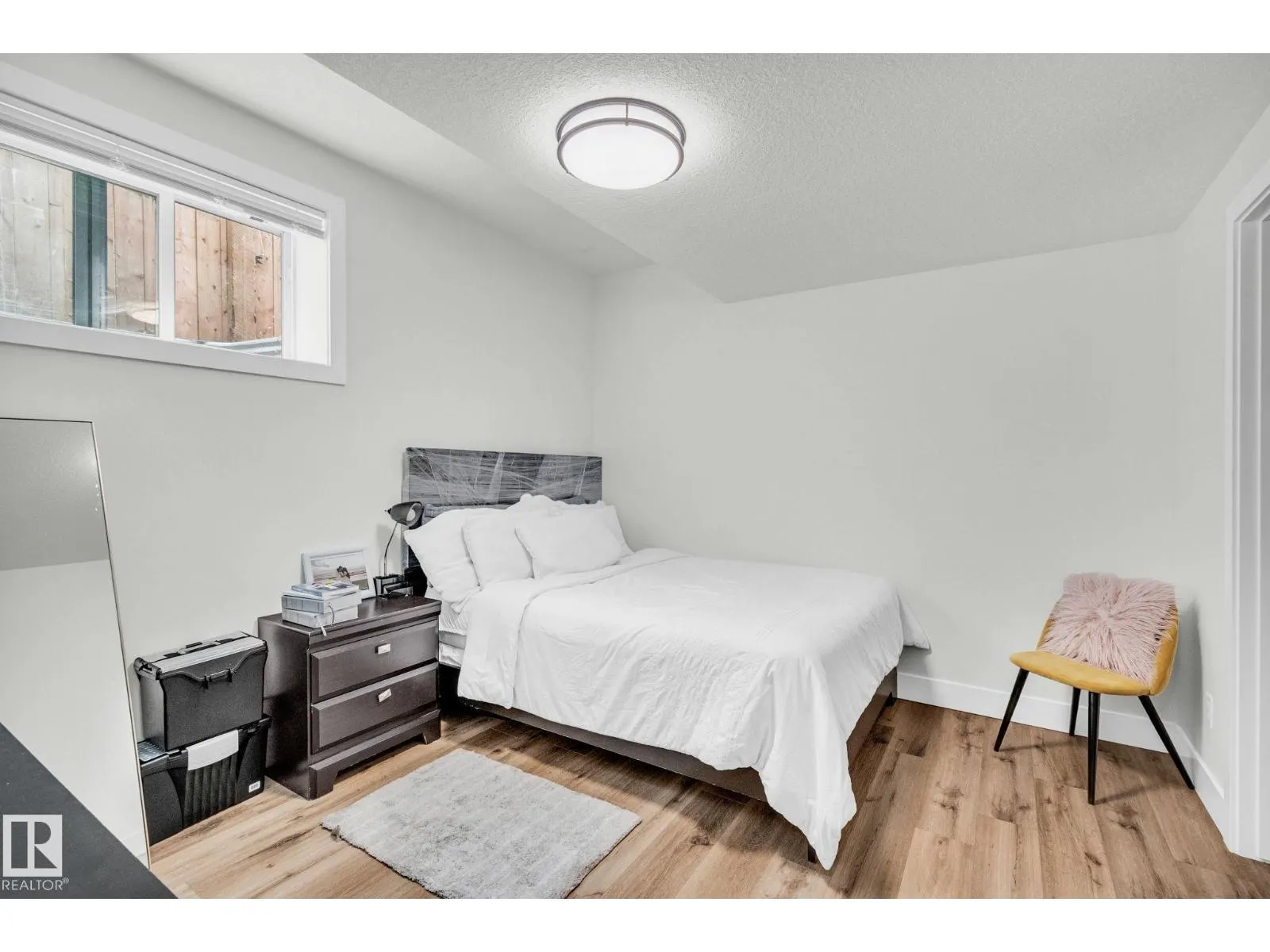 7715 78 AV NW