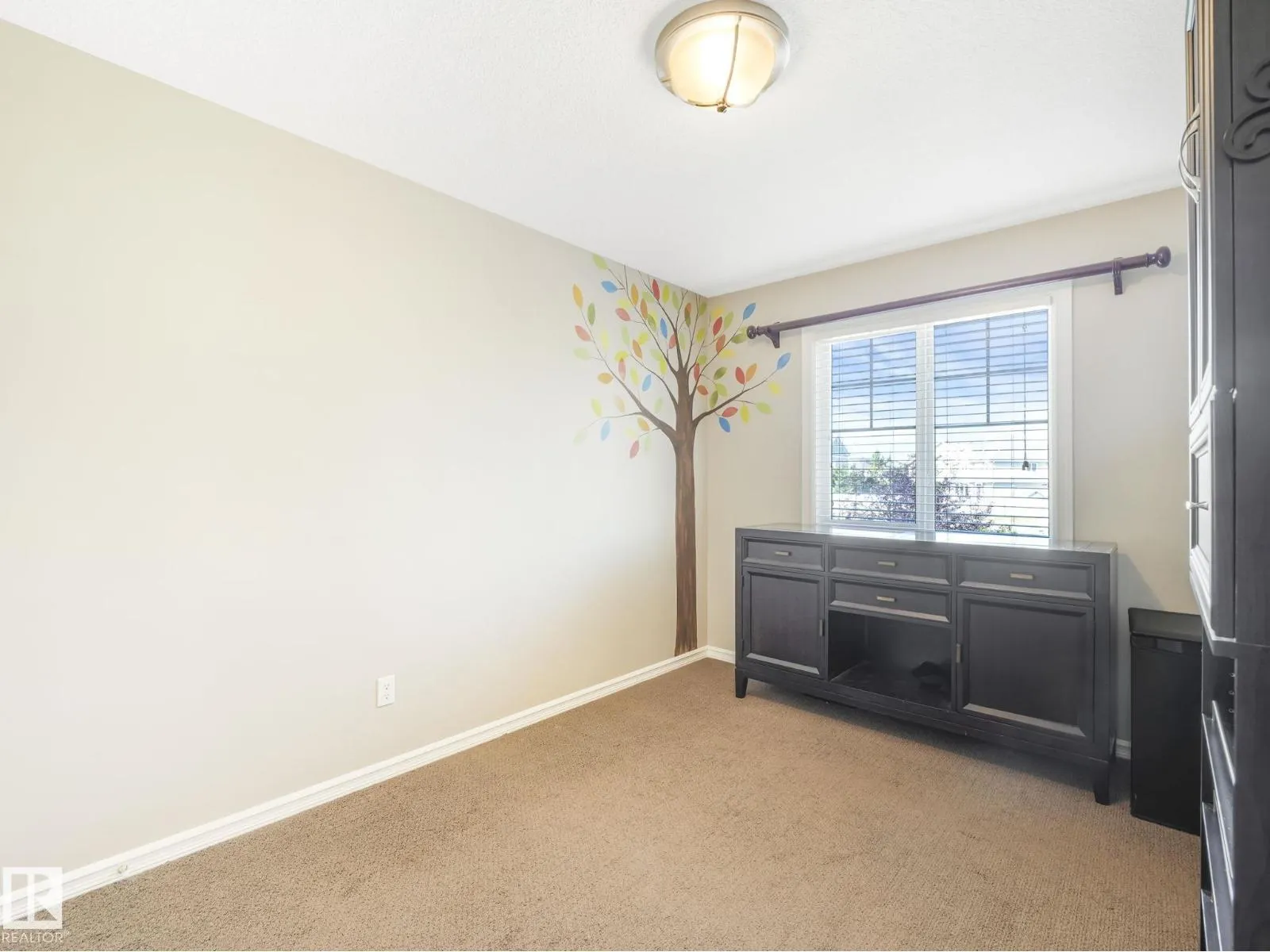 1924 86 ST SW
