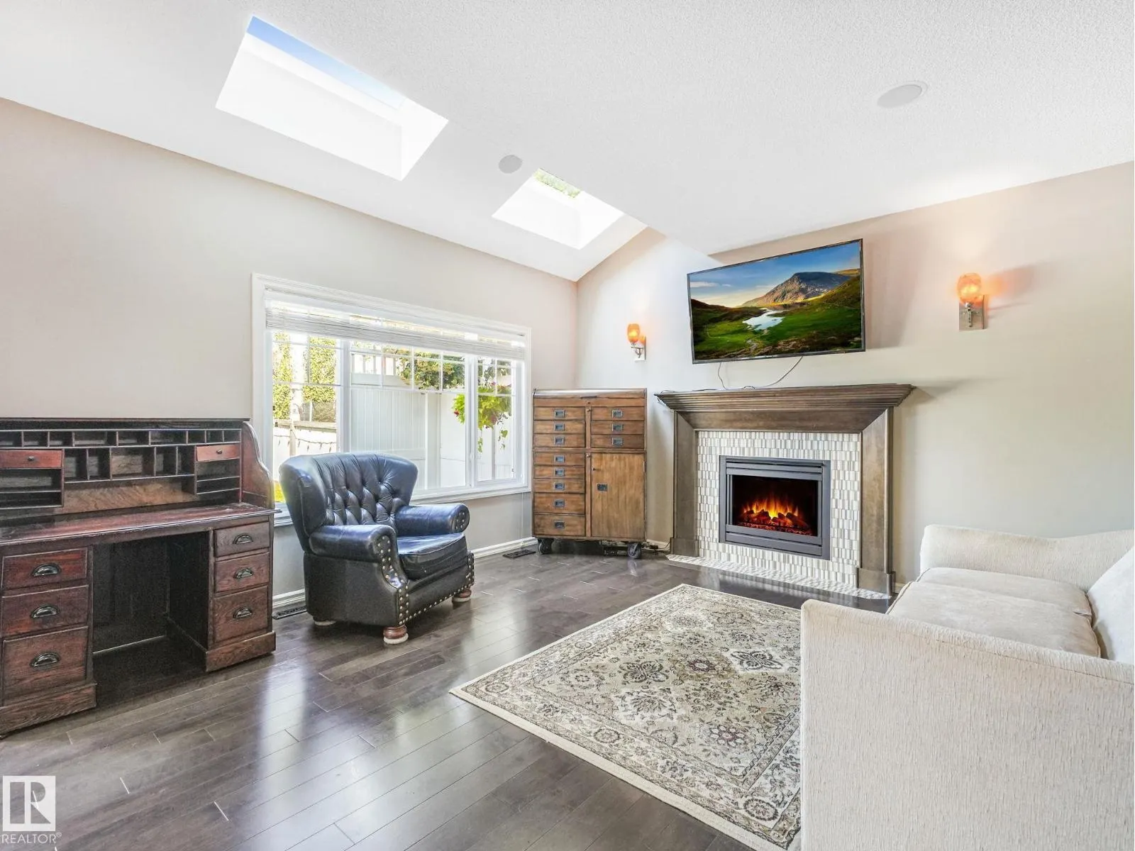 1924 86 ST SW