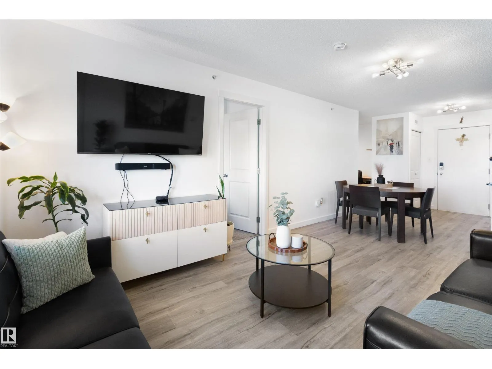 #412 18126 77 ST NW