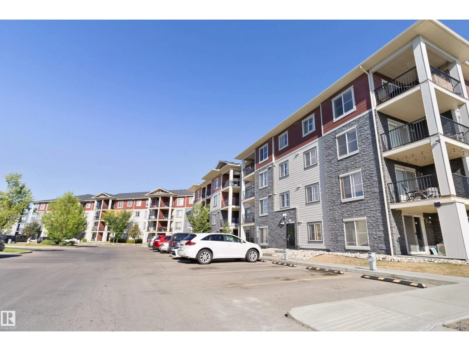 #412 18126 77 ST NW
