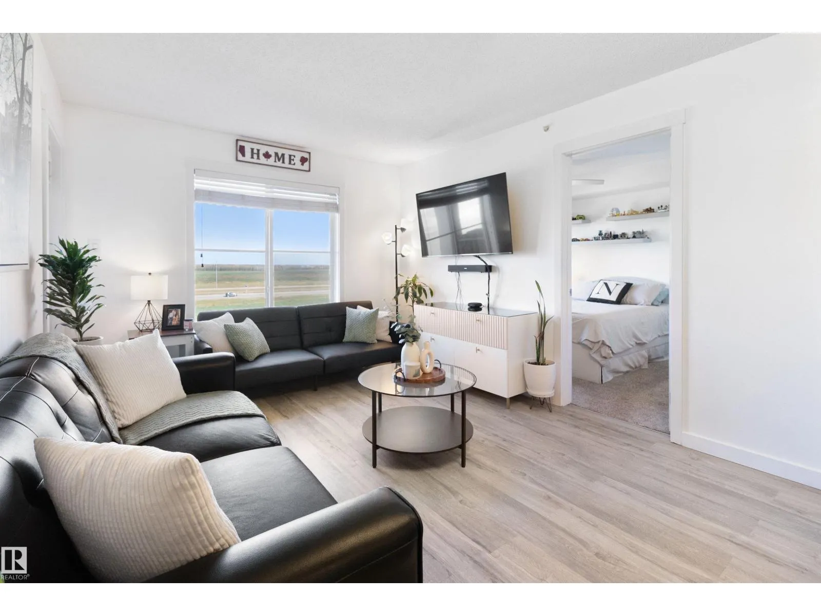 #412 18126 77 ST NW