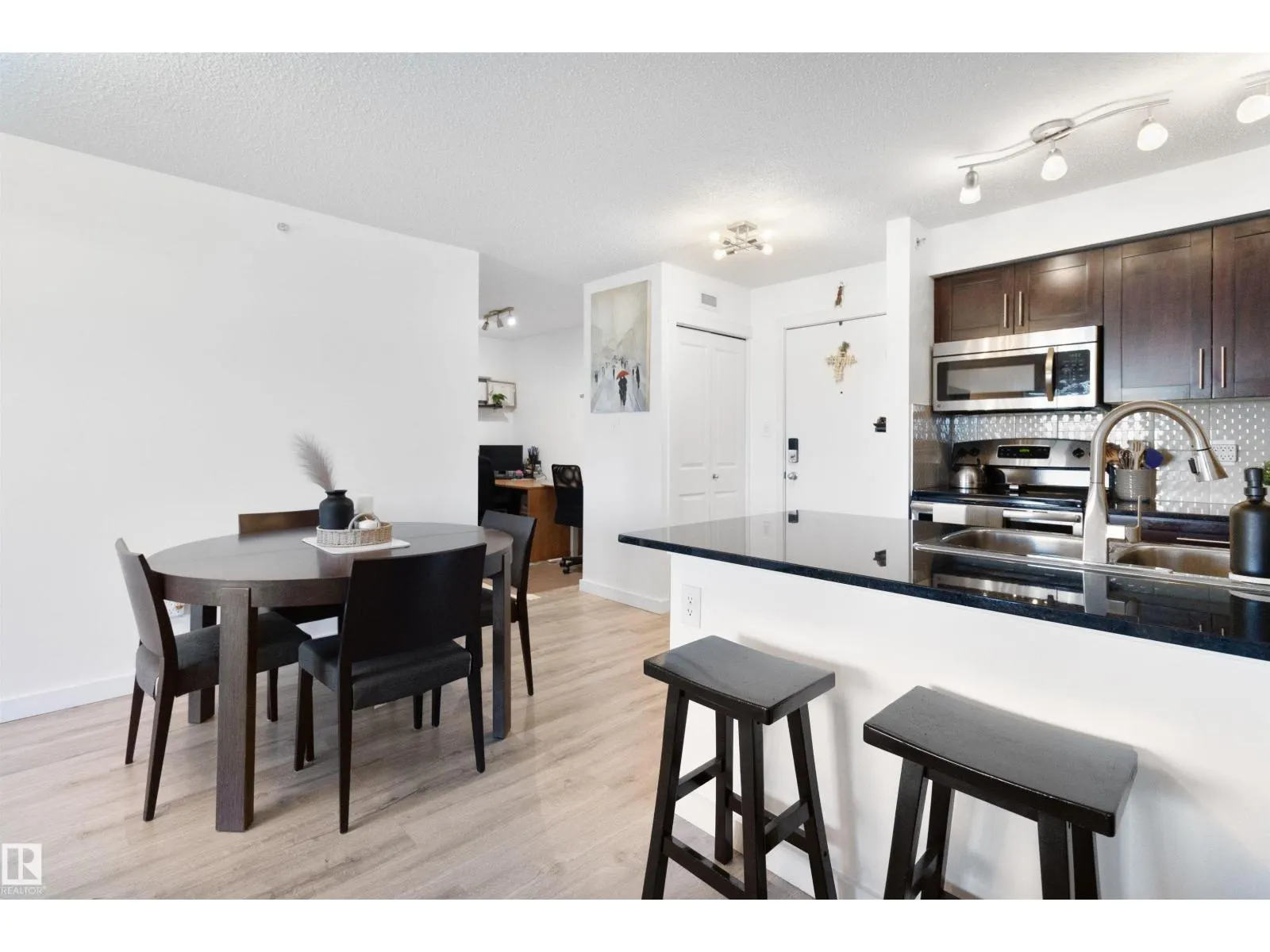 #412 18126 77 ST NW