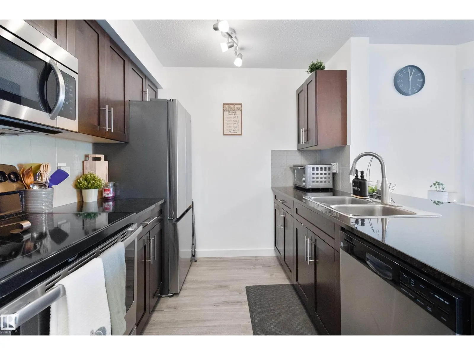 #412 18126 77 ST NW