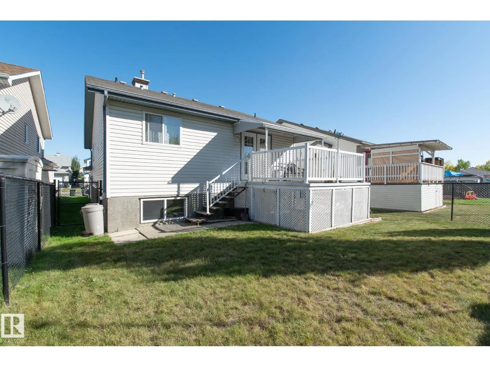 5 LANGLEY CR