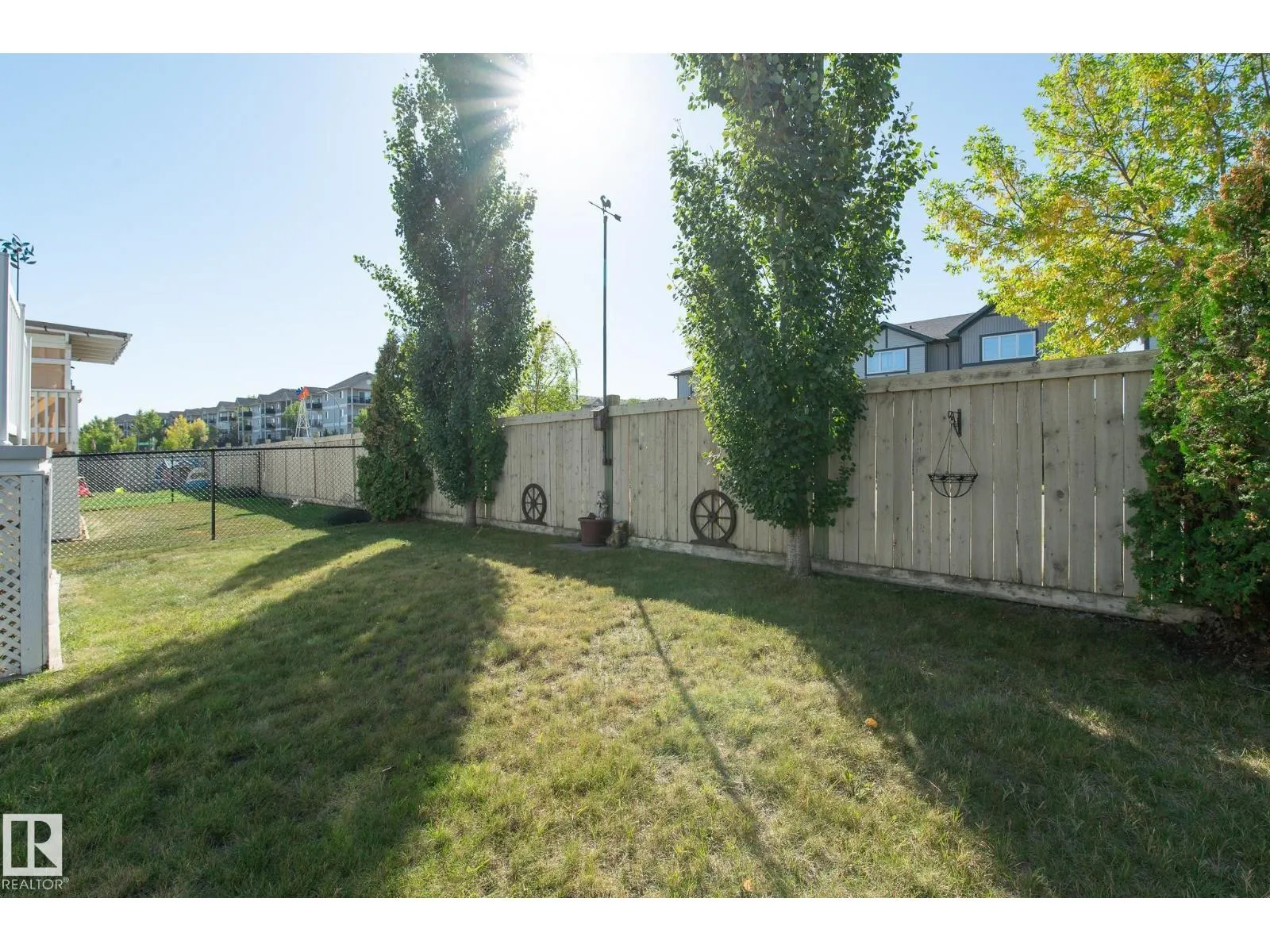 5 LANGLEY CR