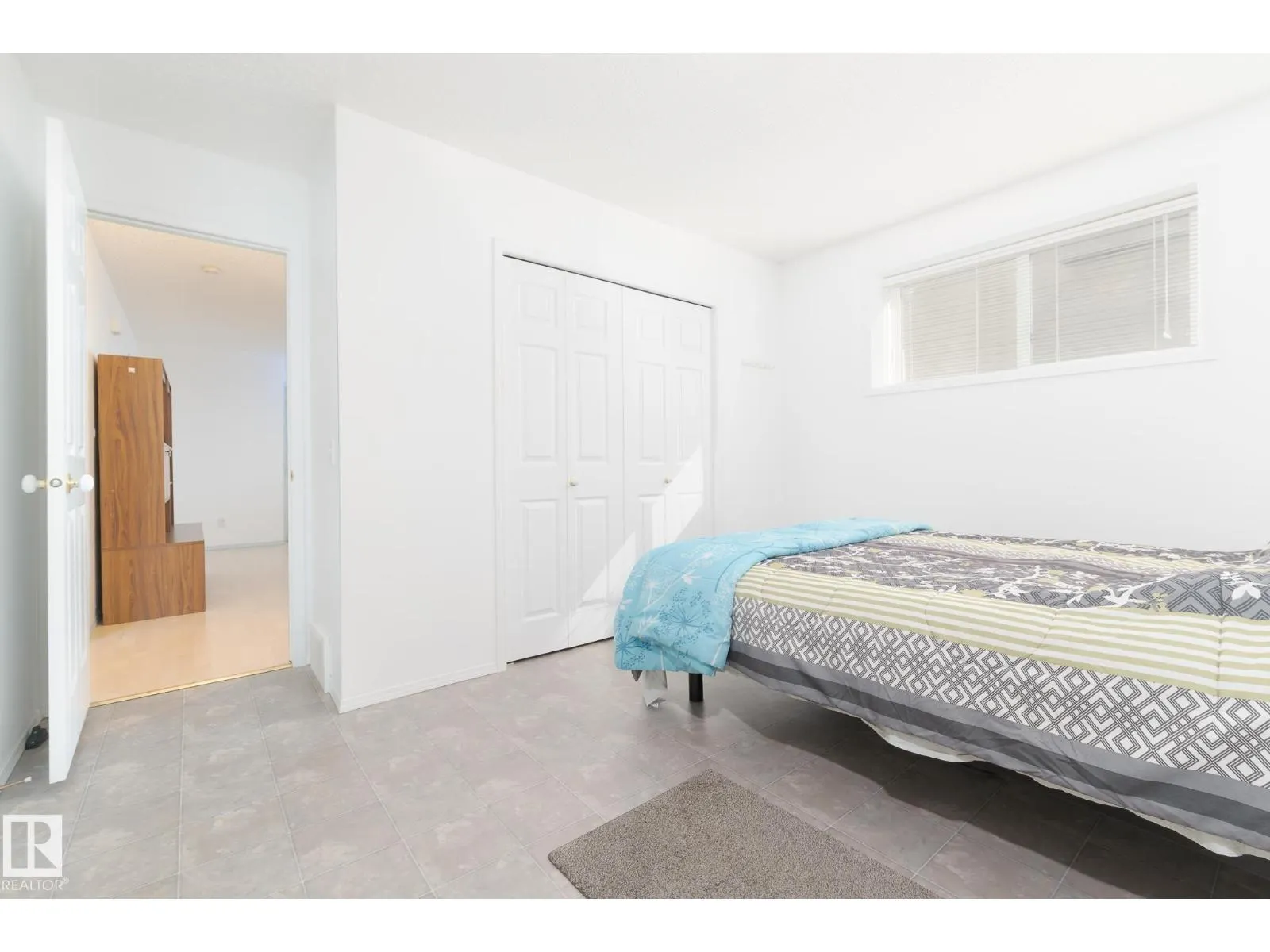 5 LANGLEY CR
