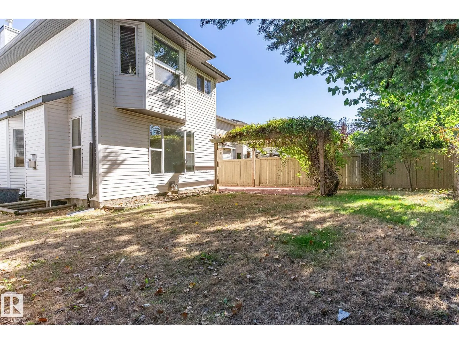 22 ELBOW PL