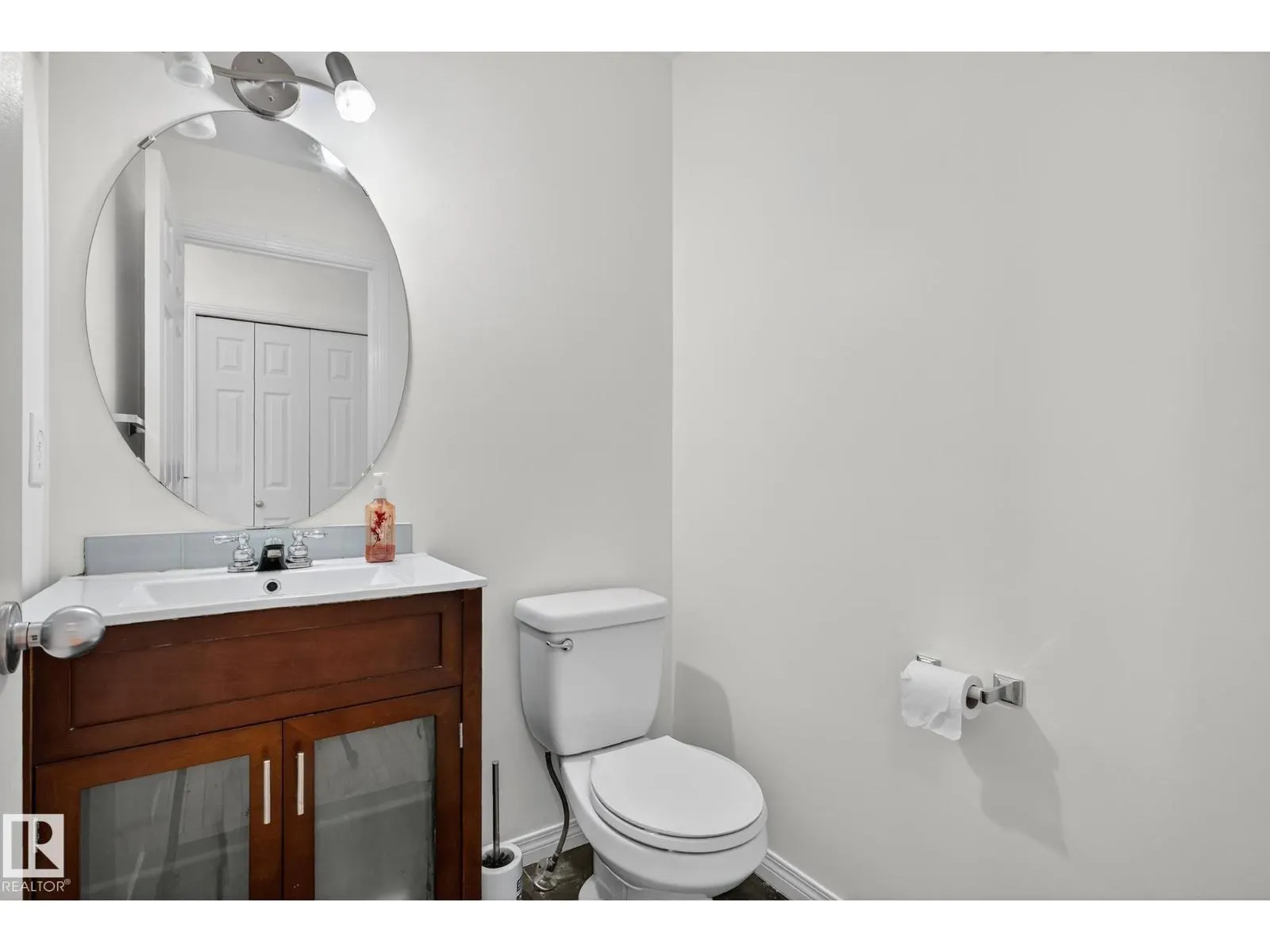 22 ELBOW PL