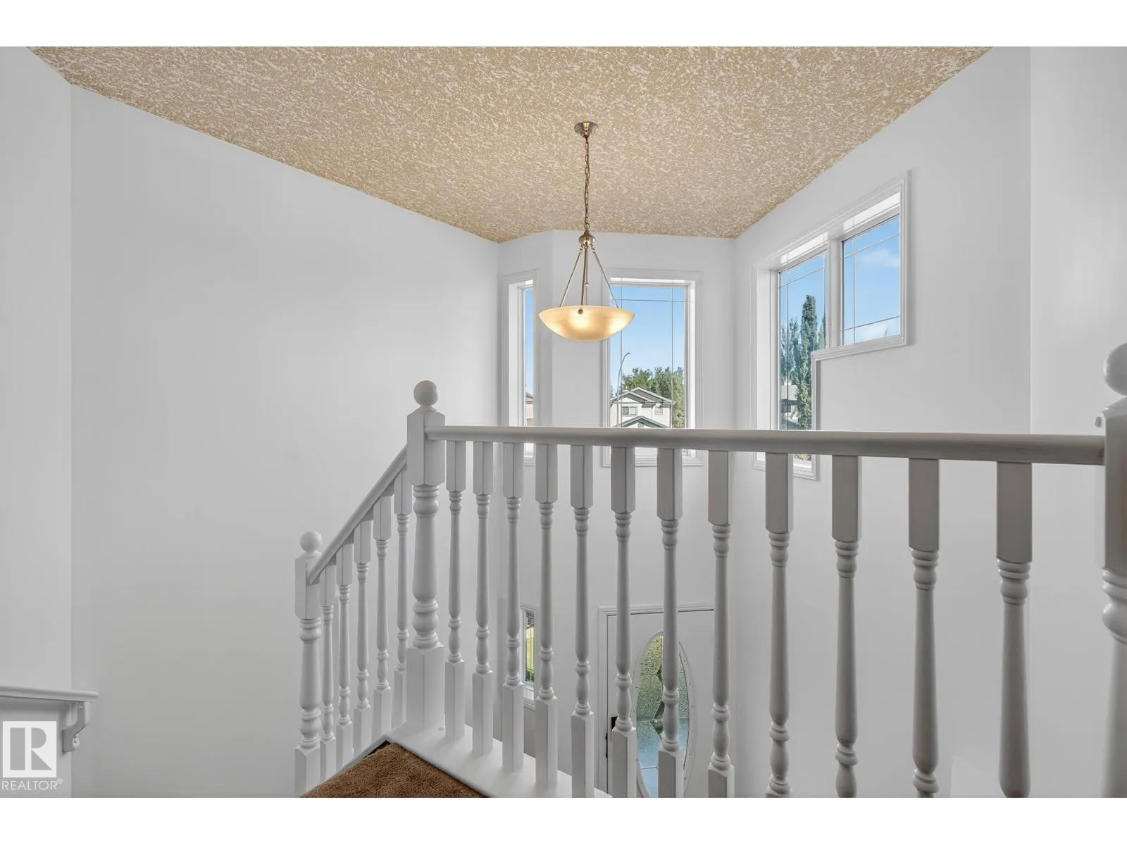 22 ELBOW PL