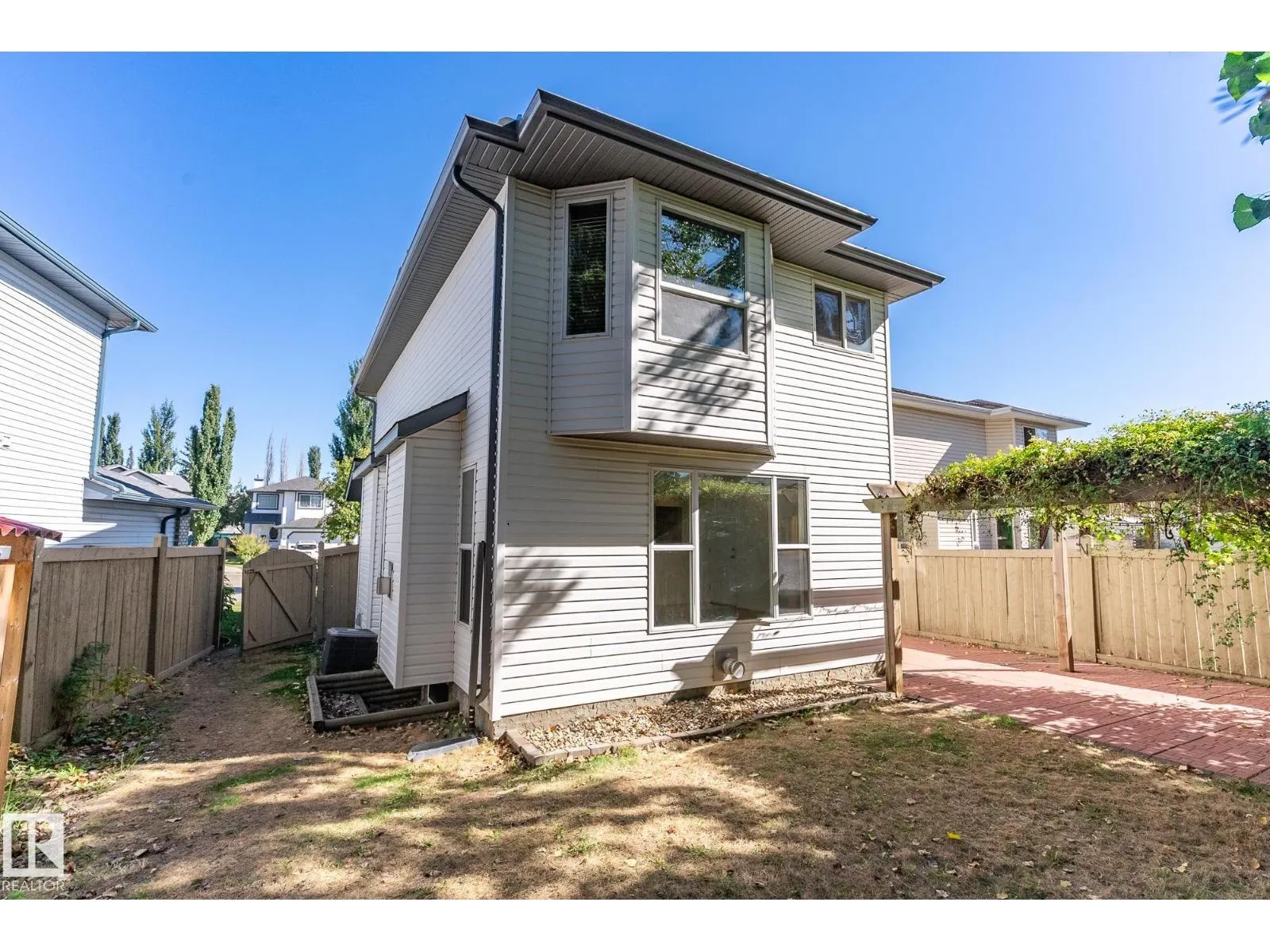 22 ELBOW PL