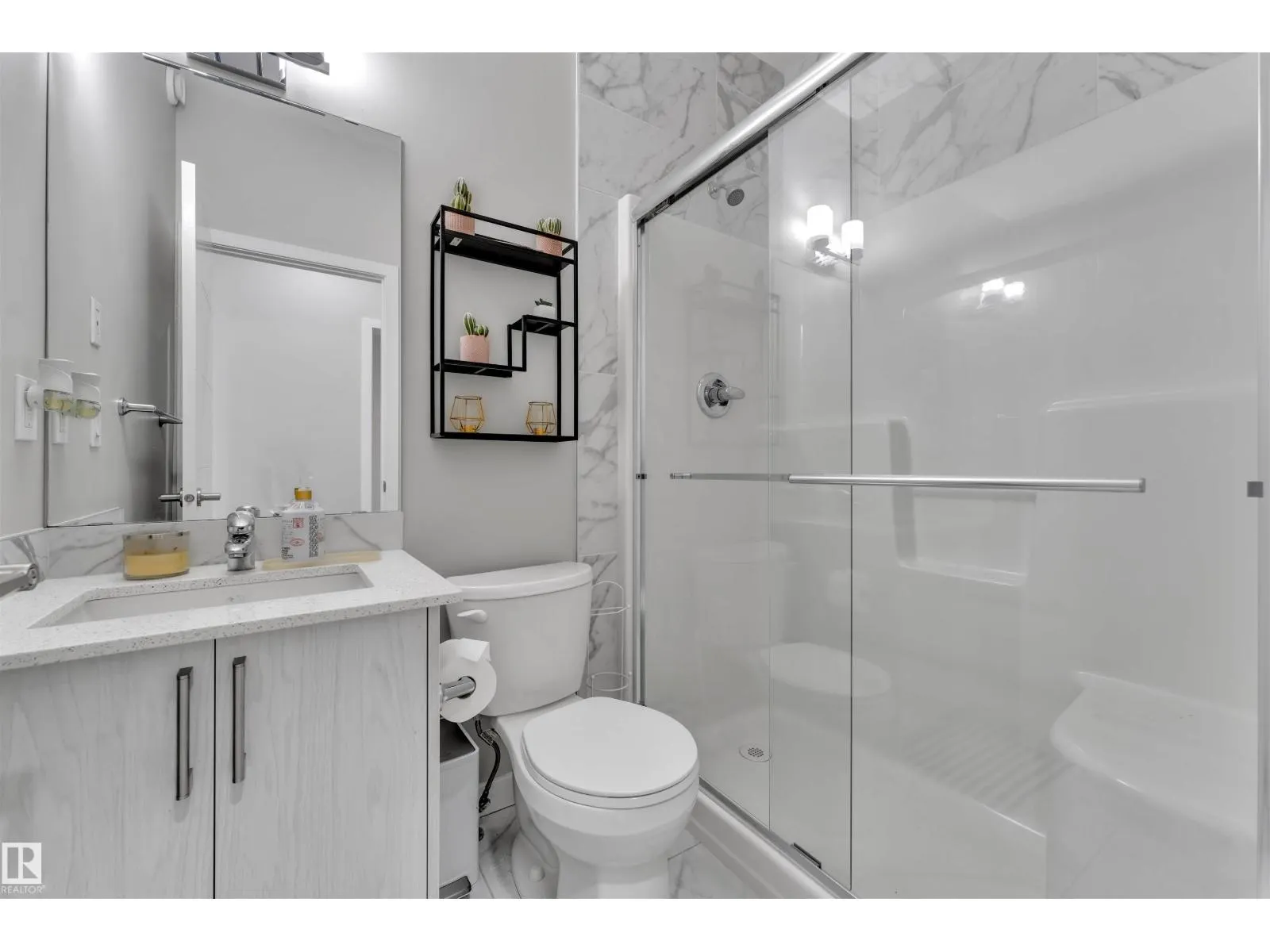 4339 HAWTHORN LD SW