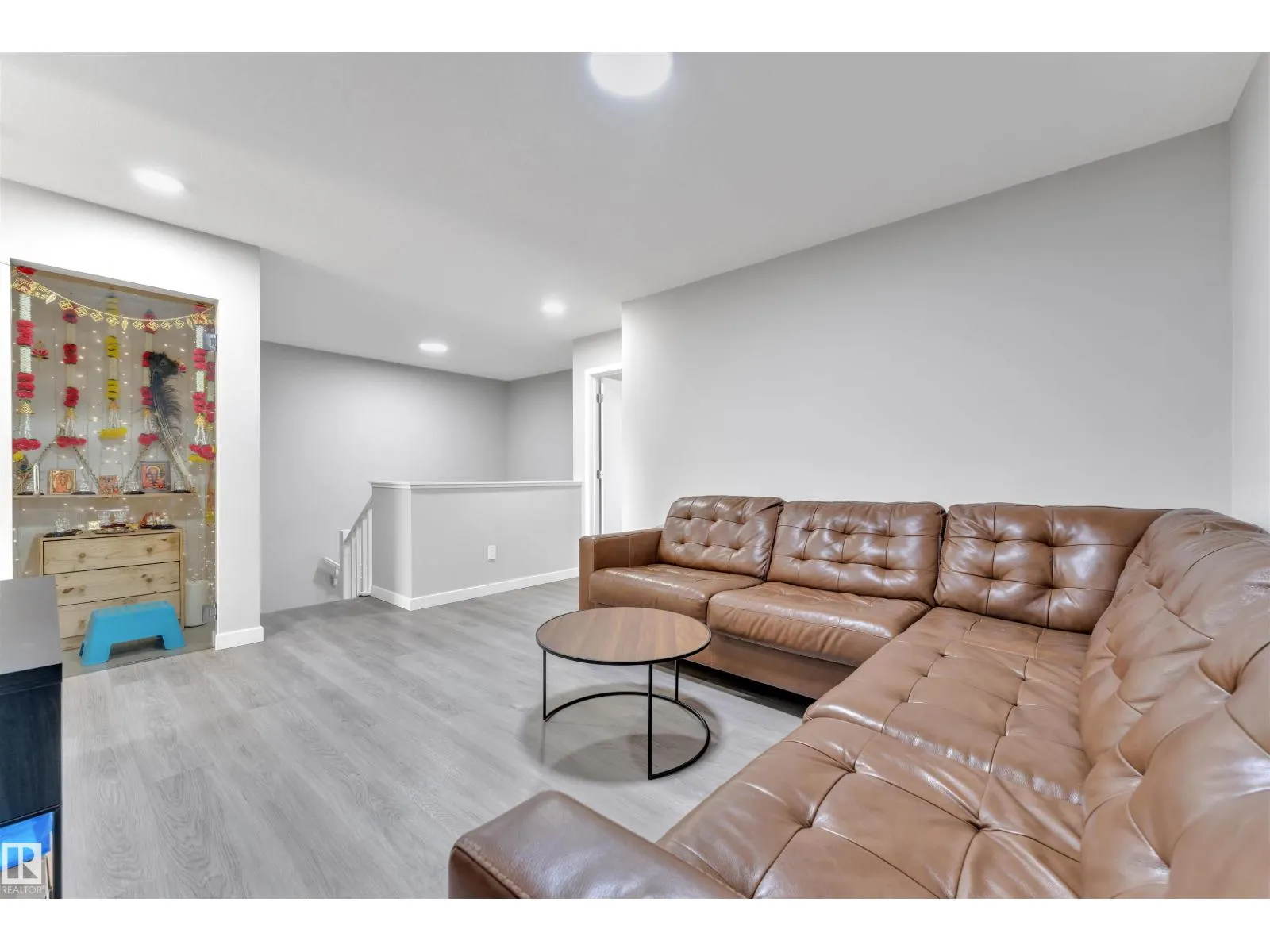 4339 HAWTHORN LD SW