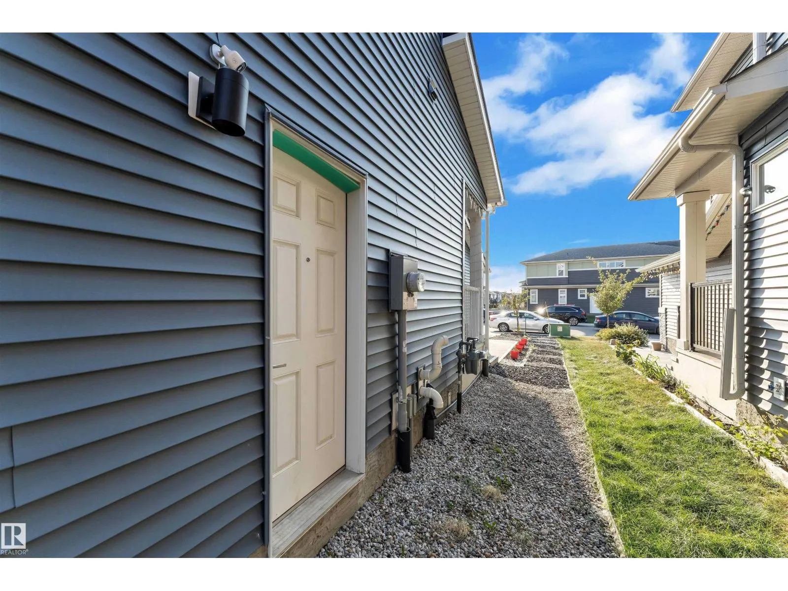 4339 HAWTHORN LD SW