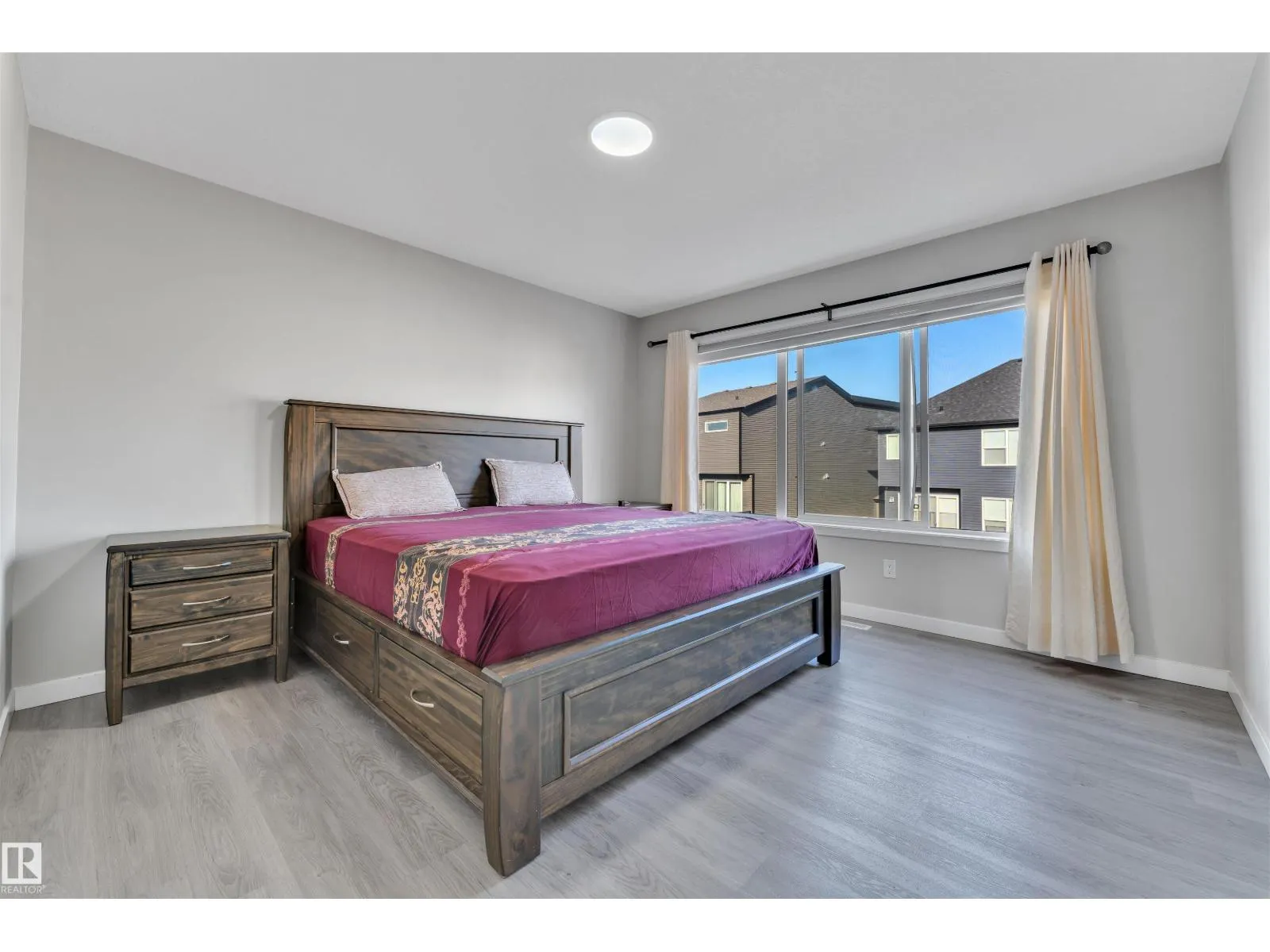 4339 HAWTHORN LD SW