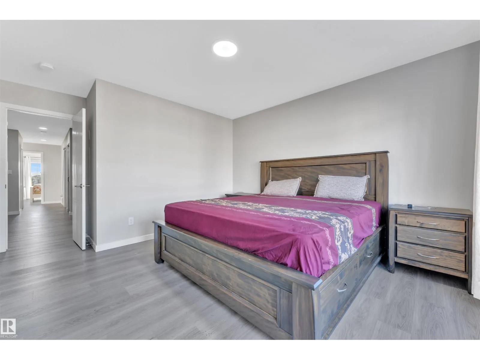 4339 HAWTHORN LD SW