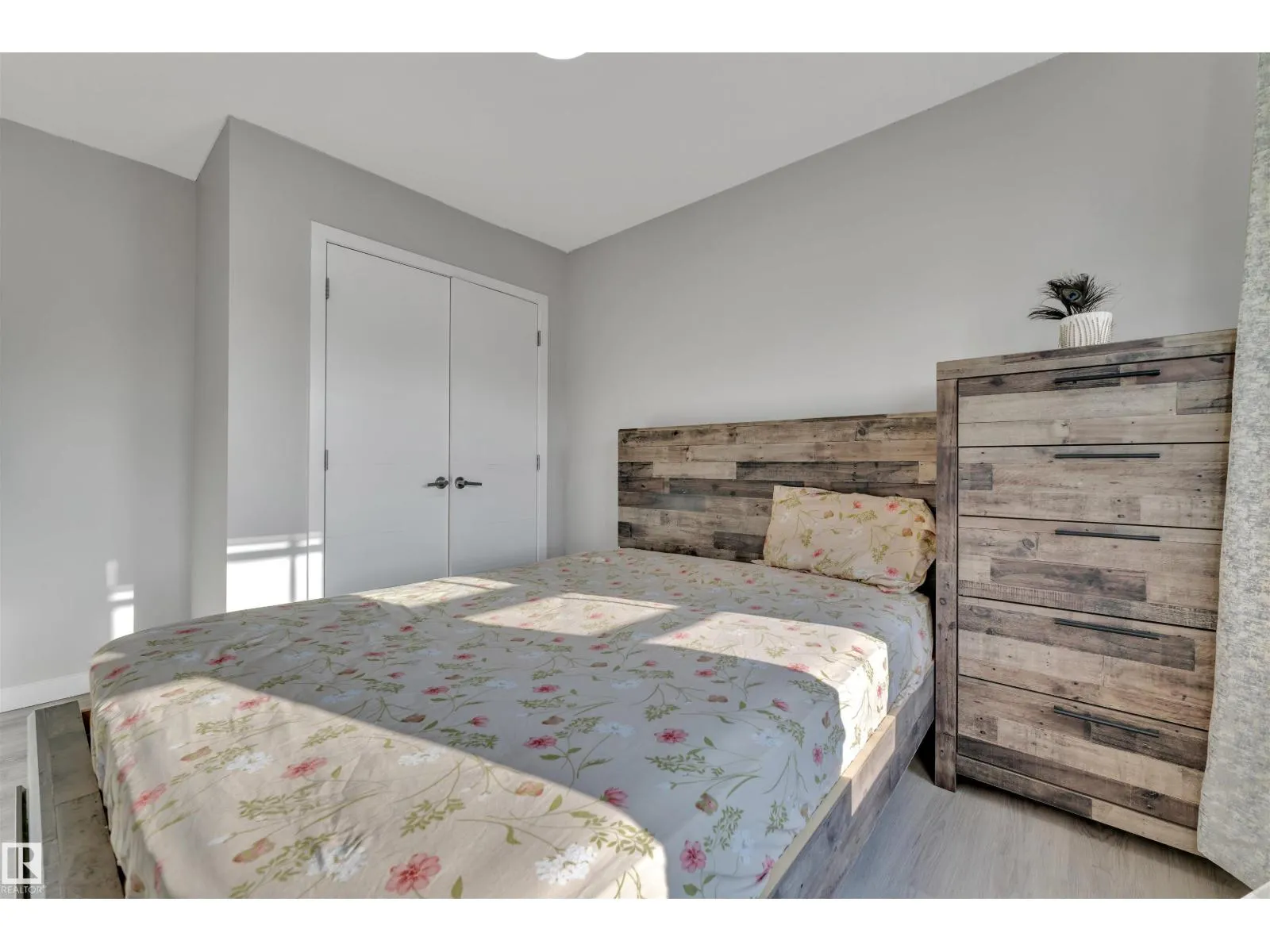 4339 HAWTHORN LD SW