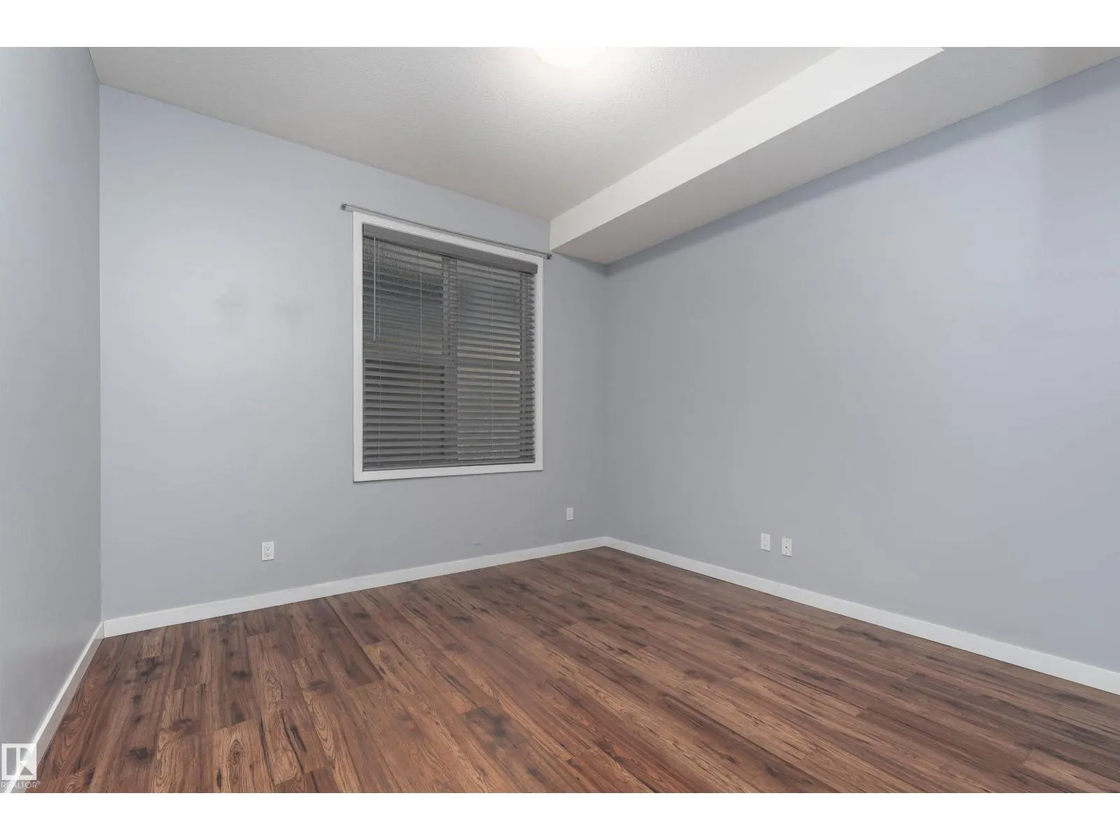 #128 10531 117 ST NW